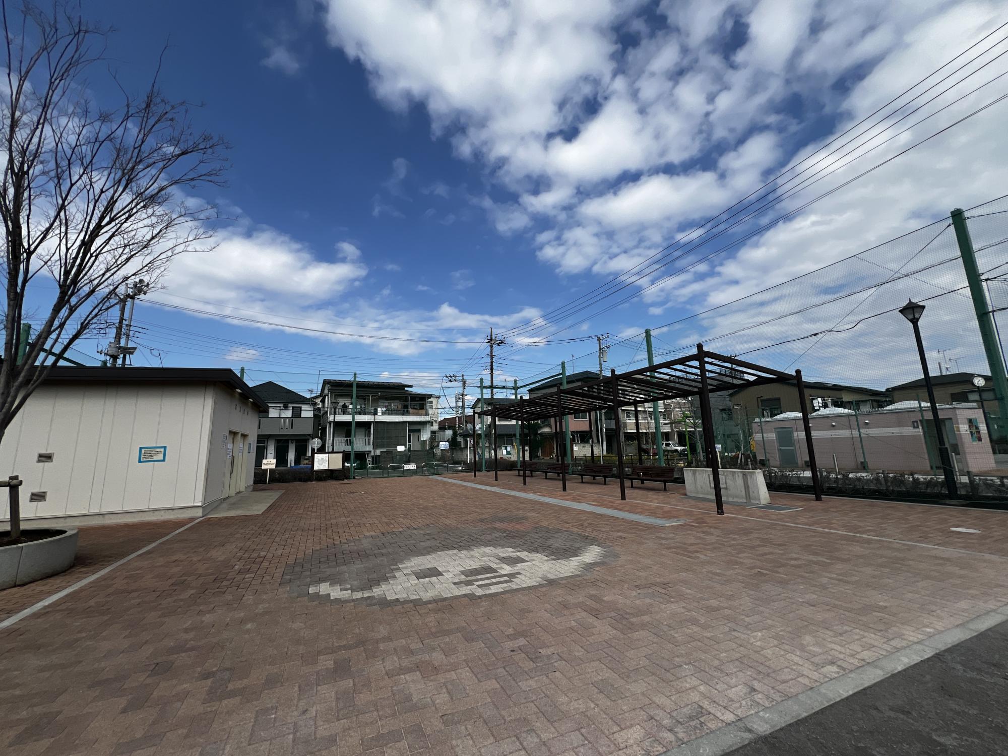 新小岩五丁目公園 （モンチッチ公園）