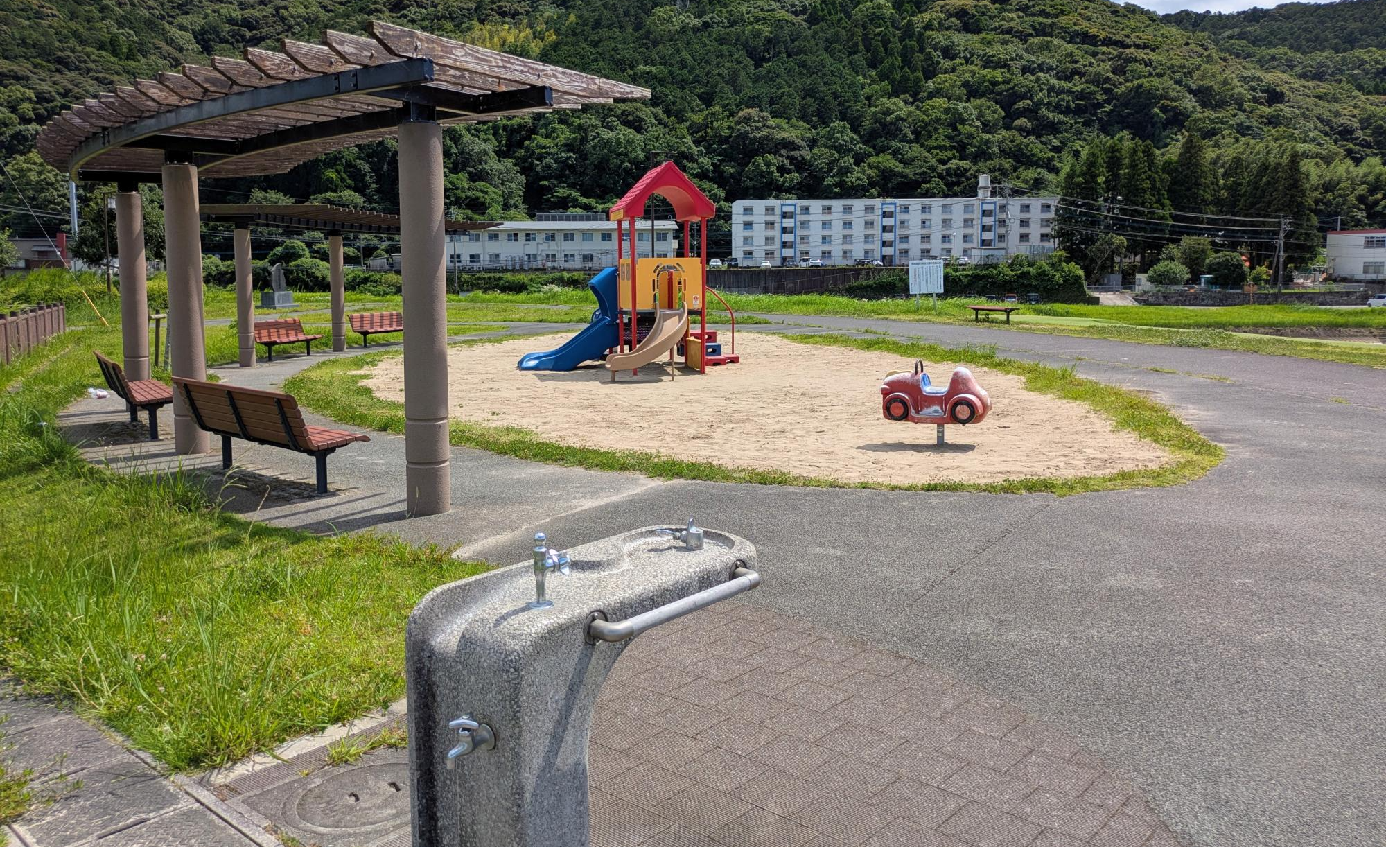 西開聞都市緑地