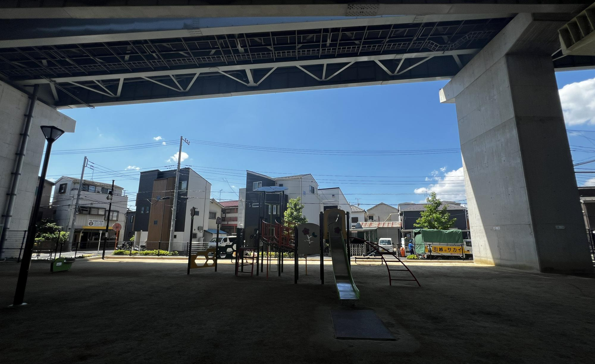 かぶとむし児童遊園