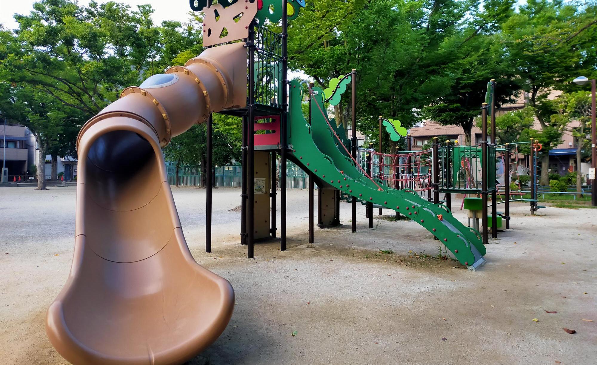 業平公園（なりひらこうえん）