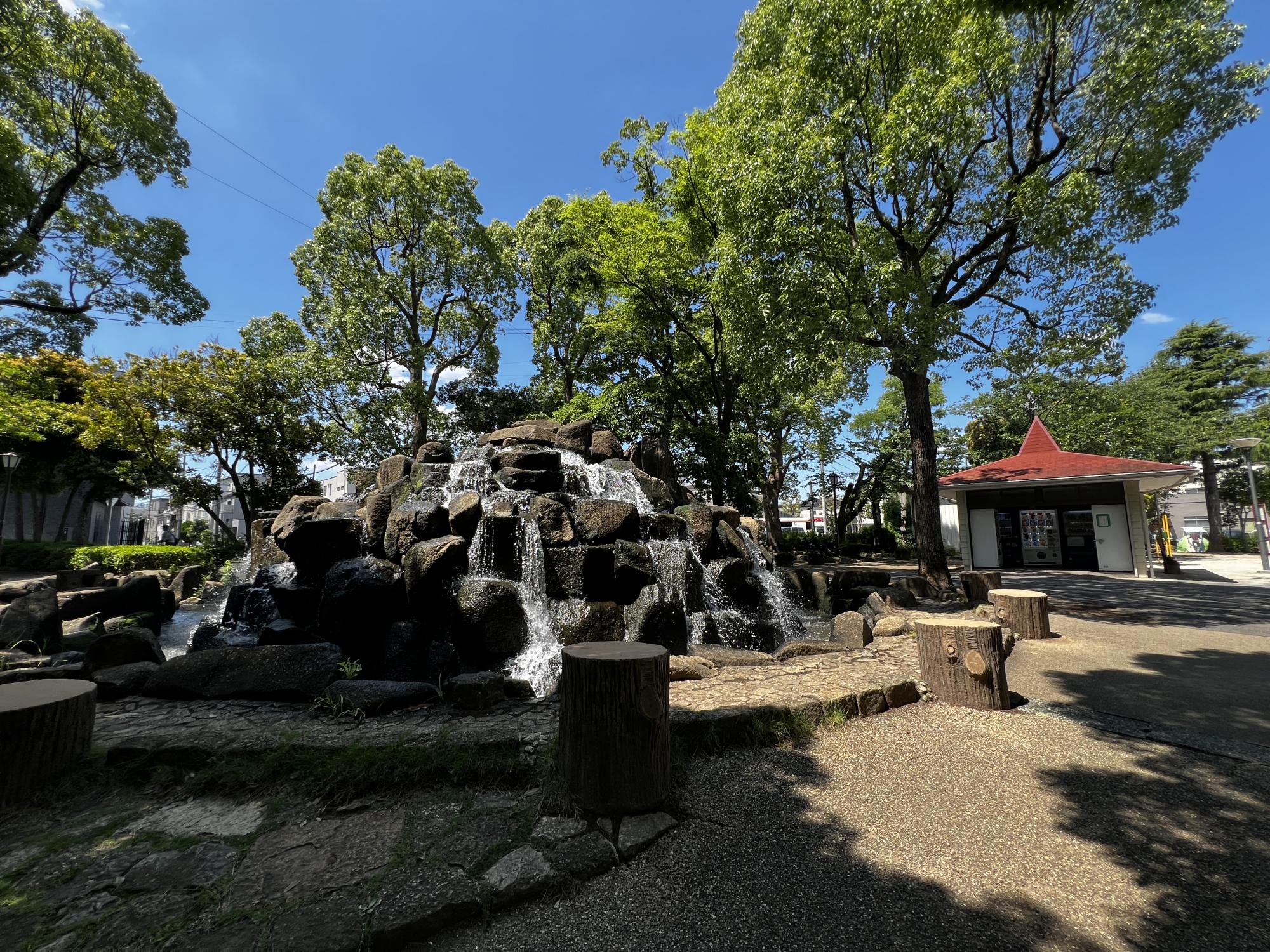 小松川境川親水公園