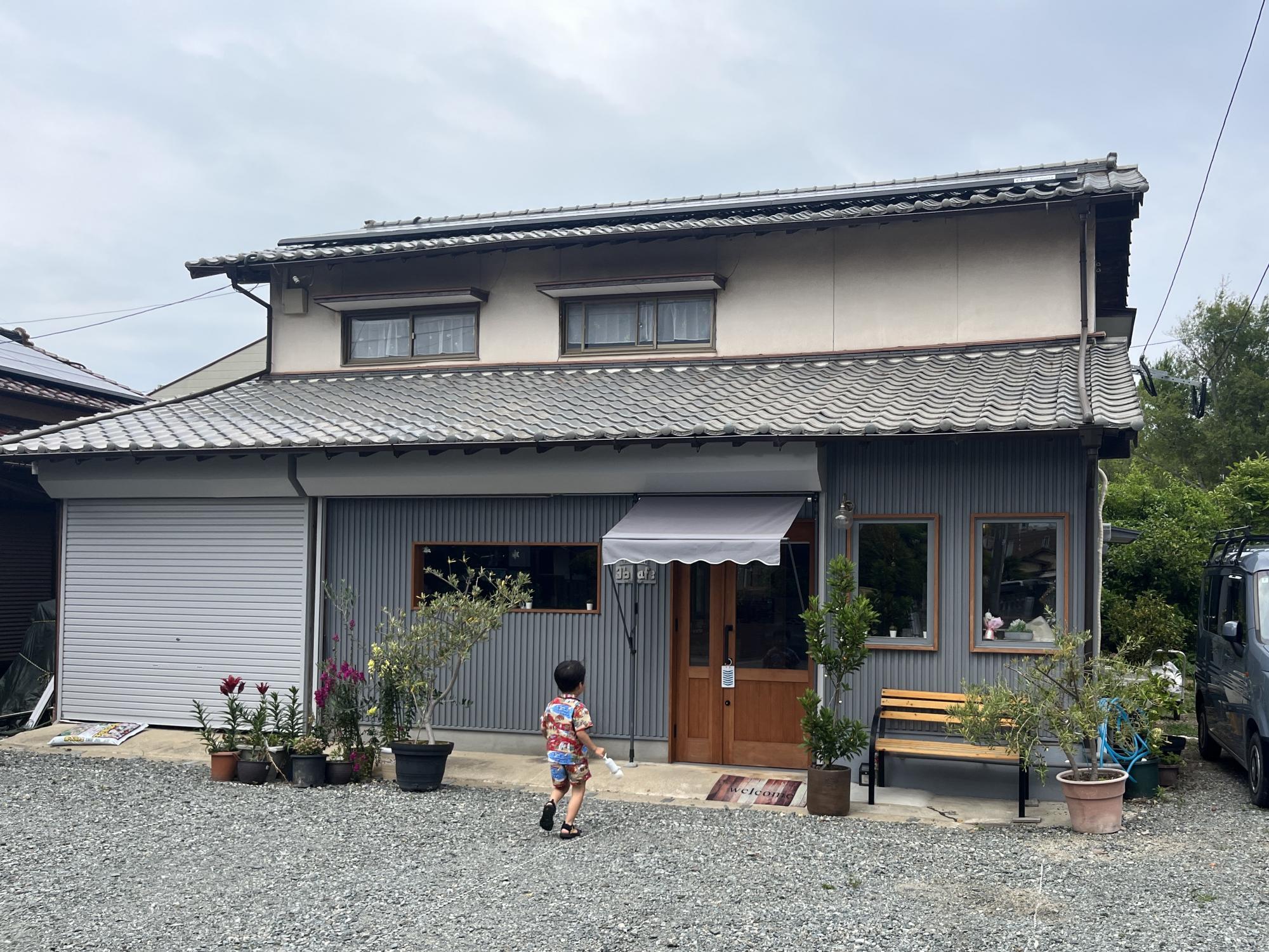 SWEETS SHOP　3b Cafe