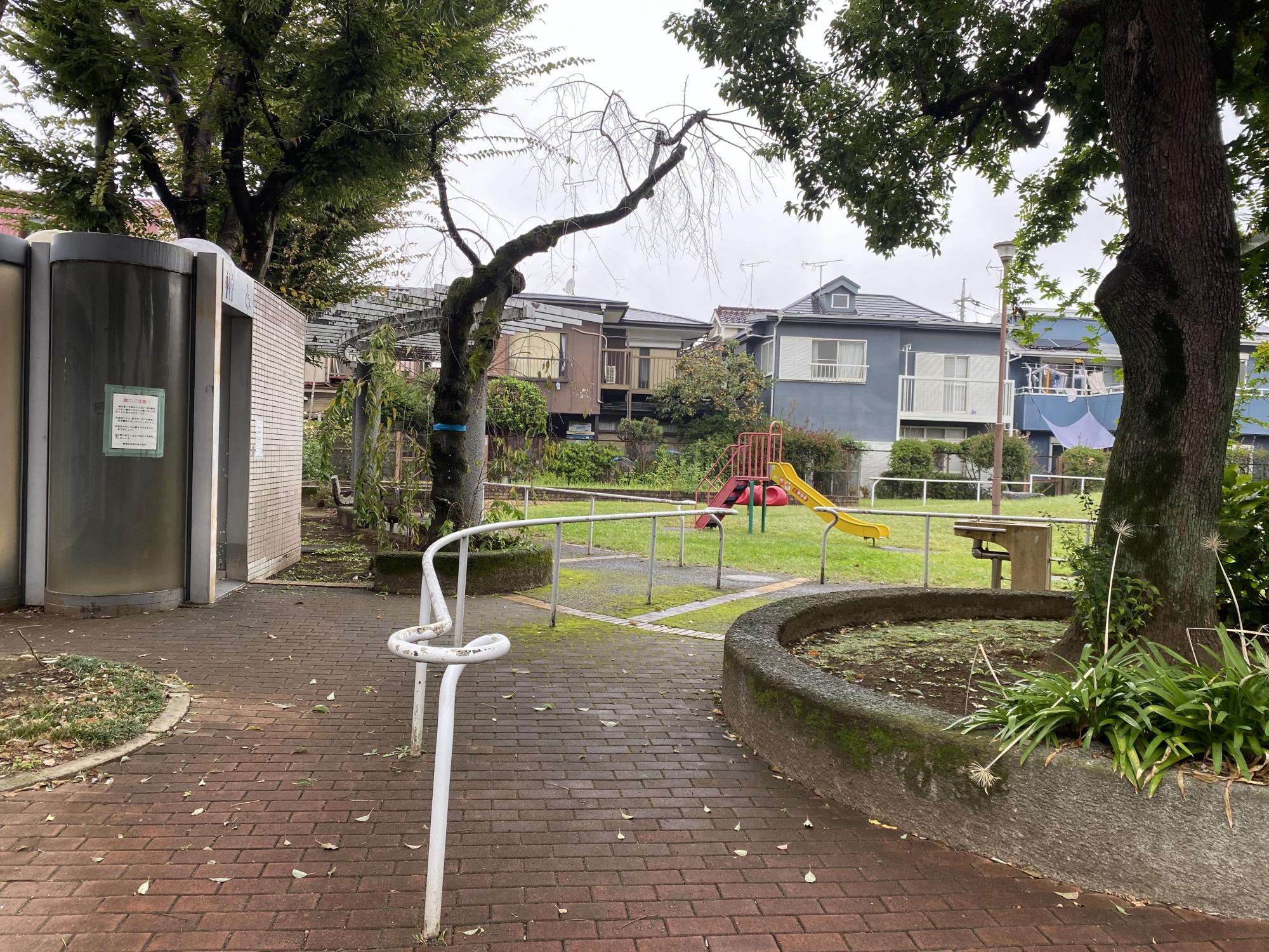 西大泉いずみ公園