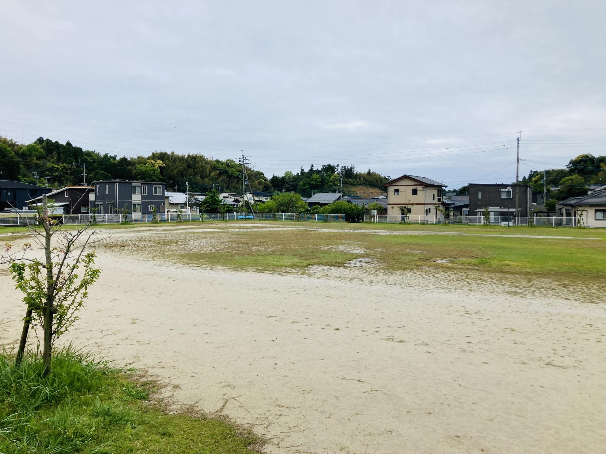 麓ふれあい公園