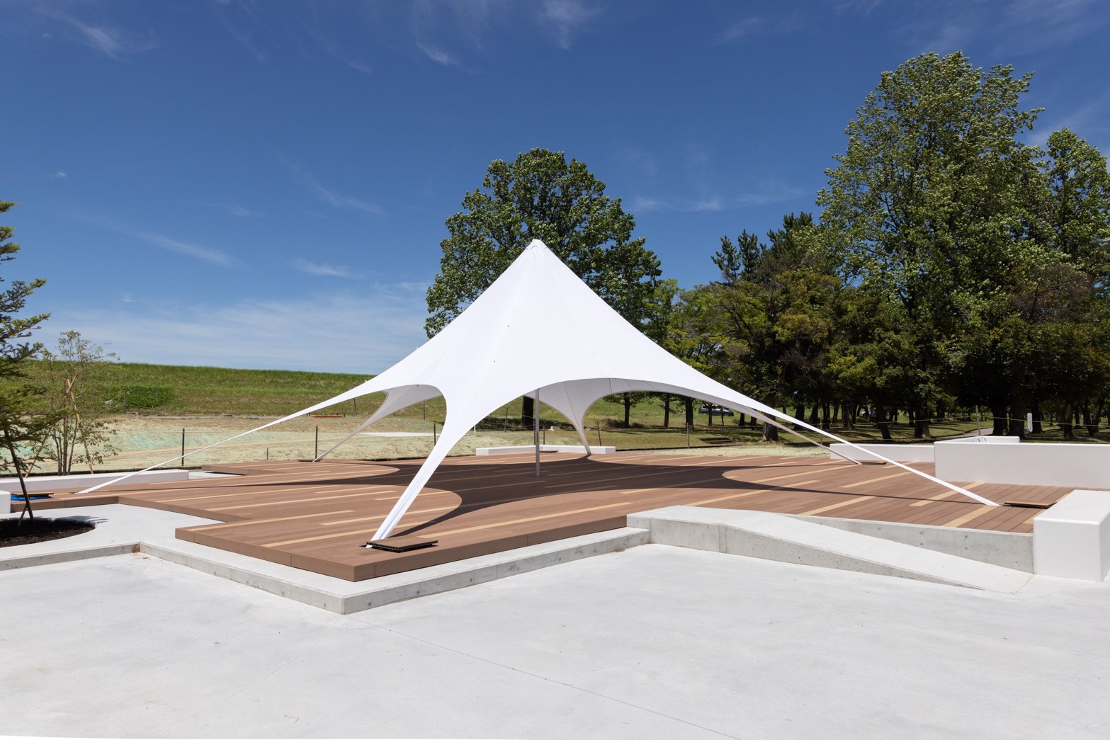 常願寺川公園BBQ TERRACE