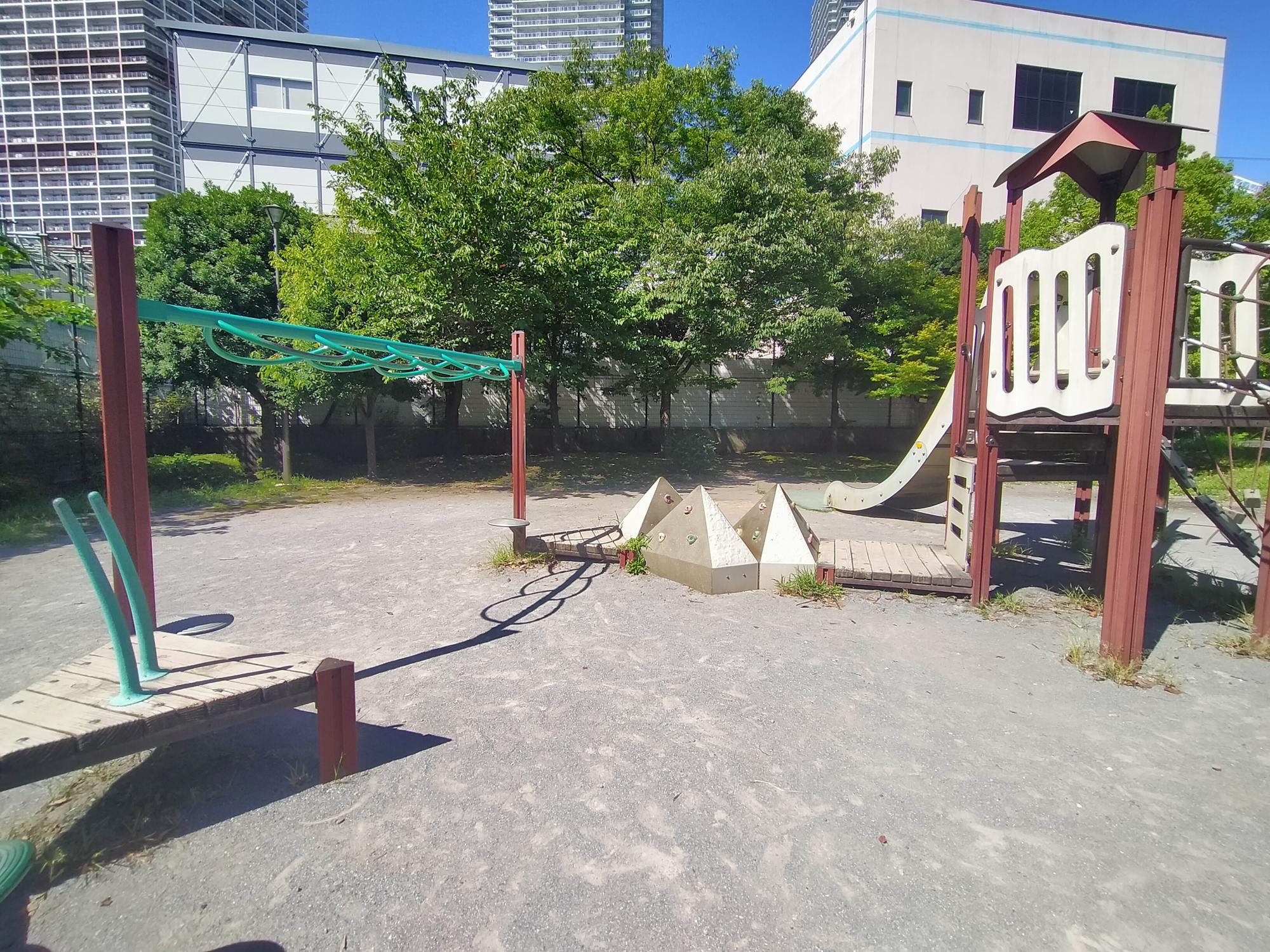 東雲二丁目公園