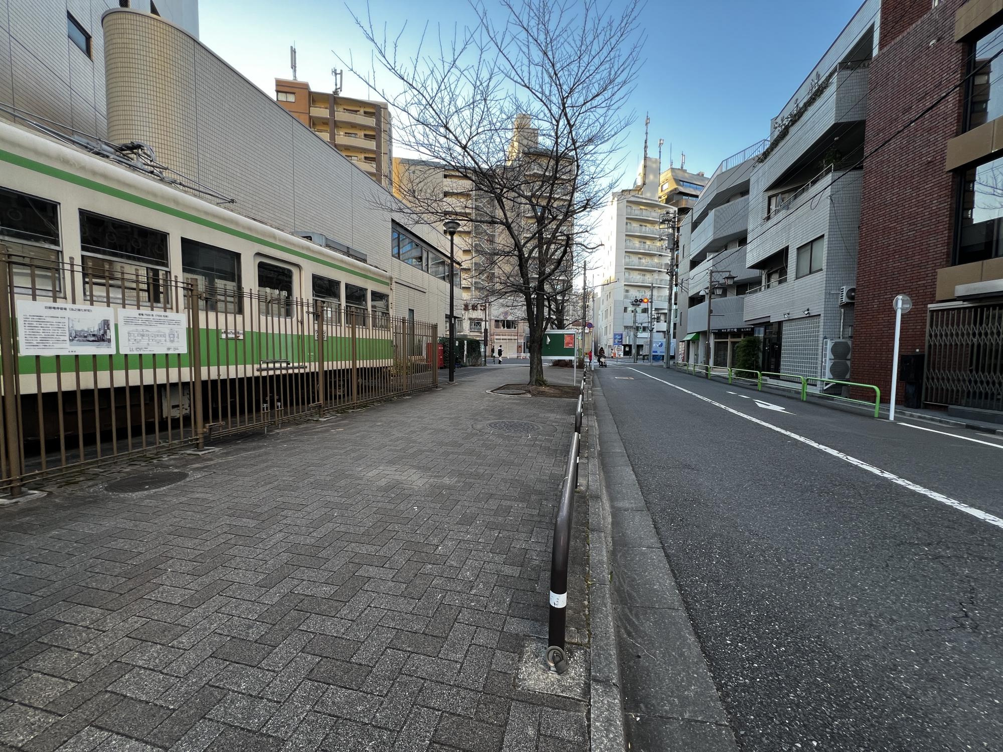 池之端（いけのはた）児童遊園