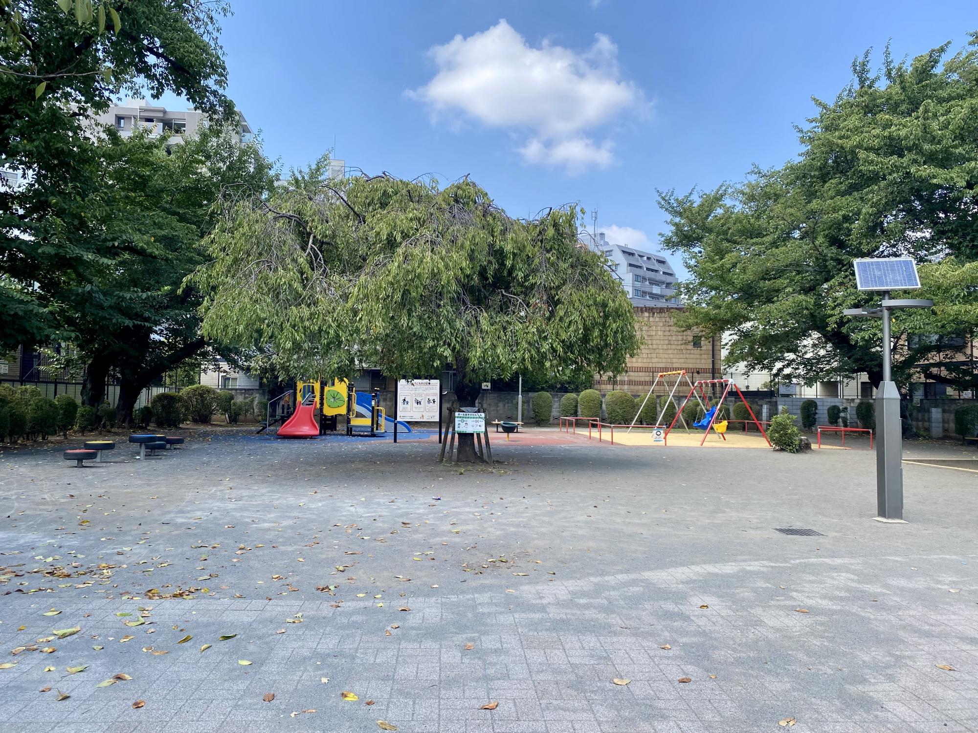 下連雀児童公園