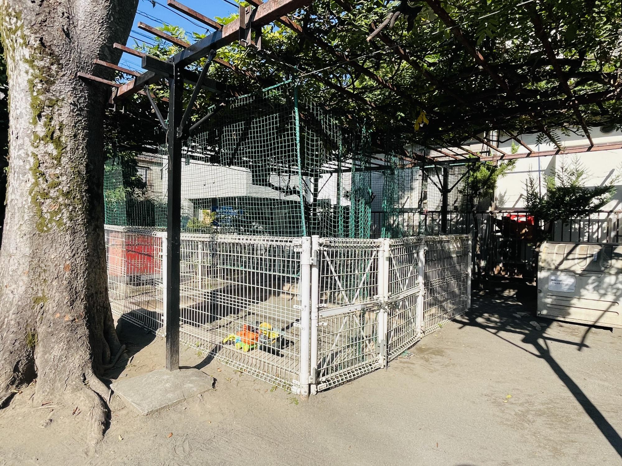 雑司が谷中央児童遊園