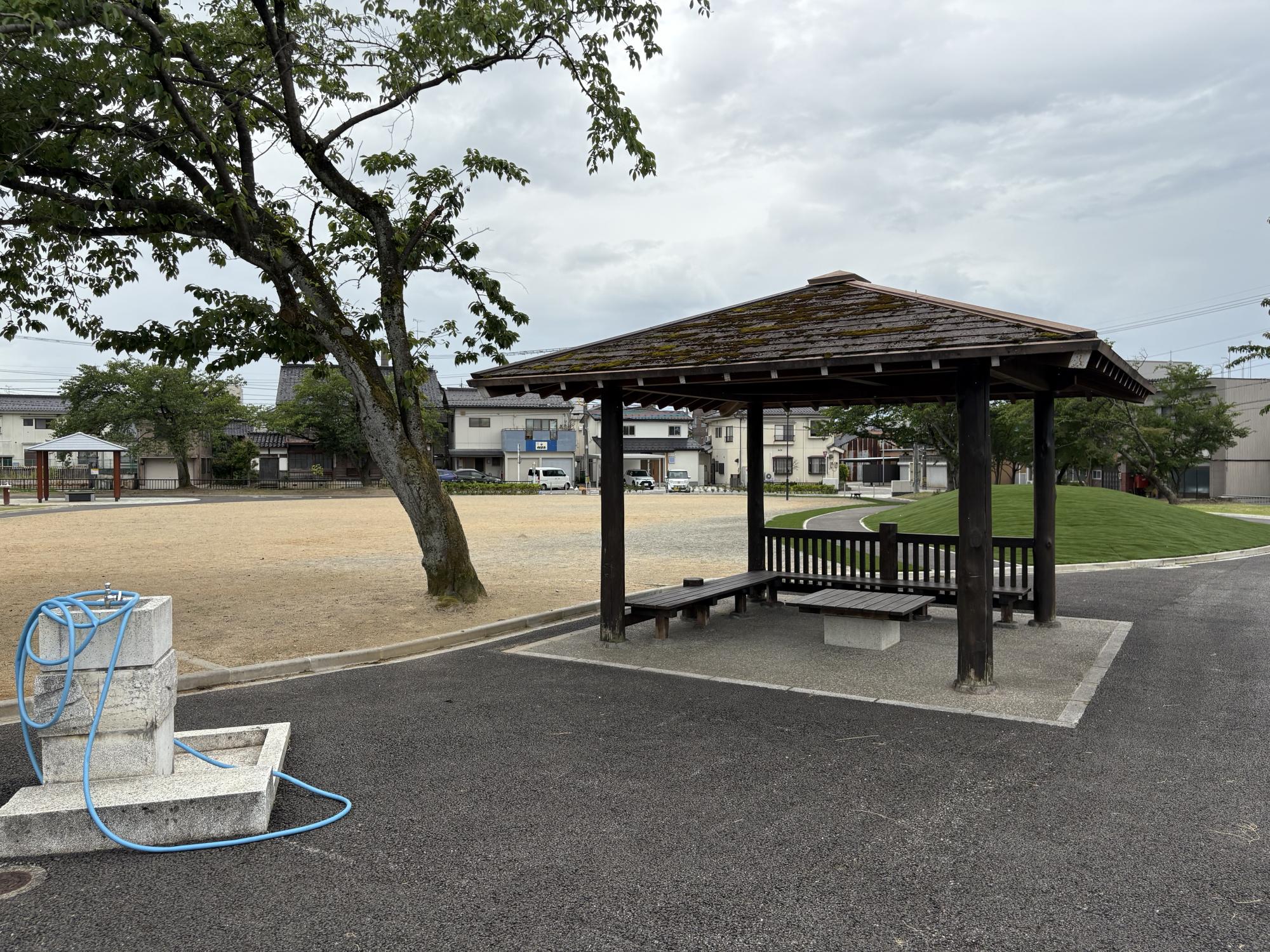 新金屋公園