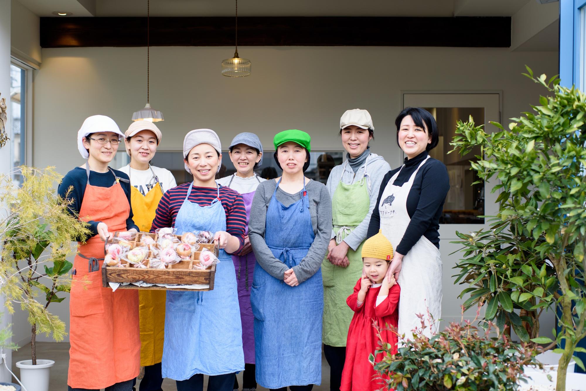 ウフフドーナチュ 本店