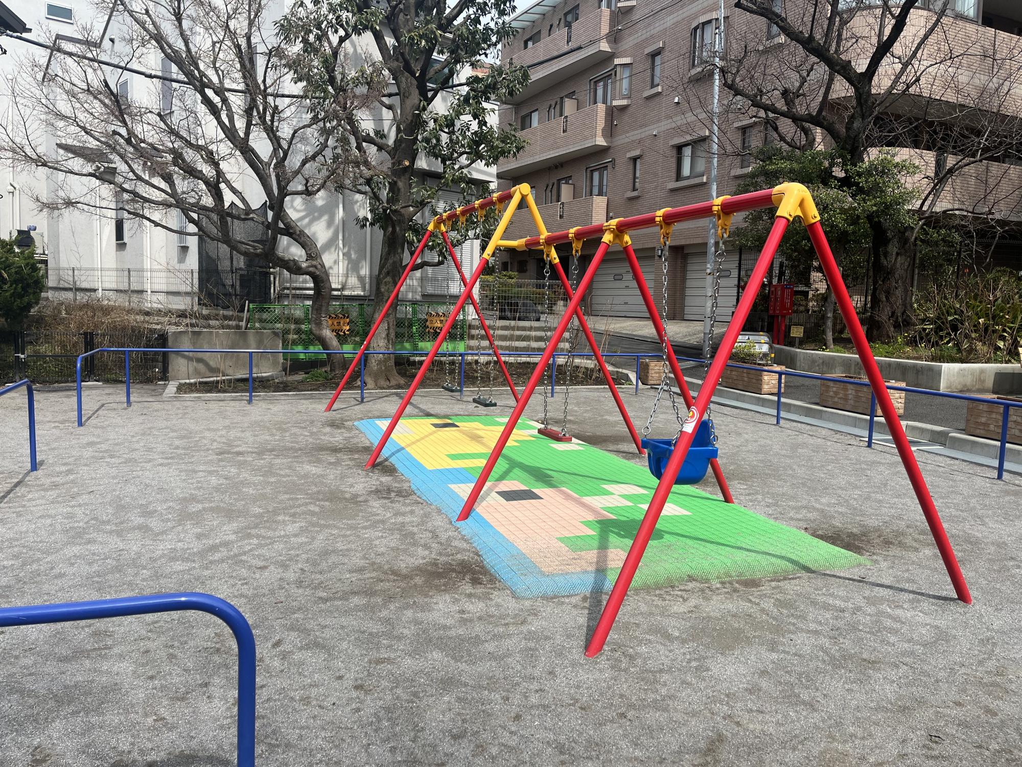 鹿島庚塚児童遊園