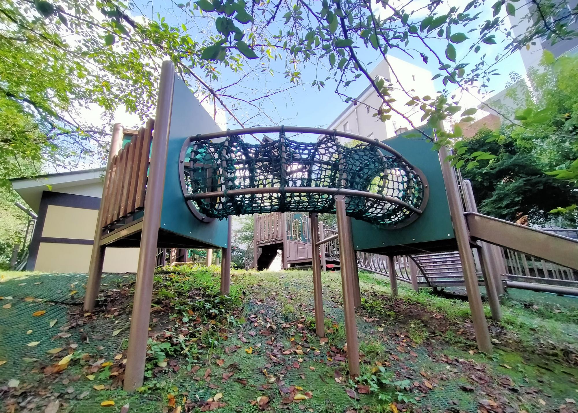 千代田区立宮本公園