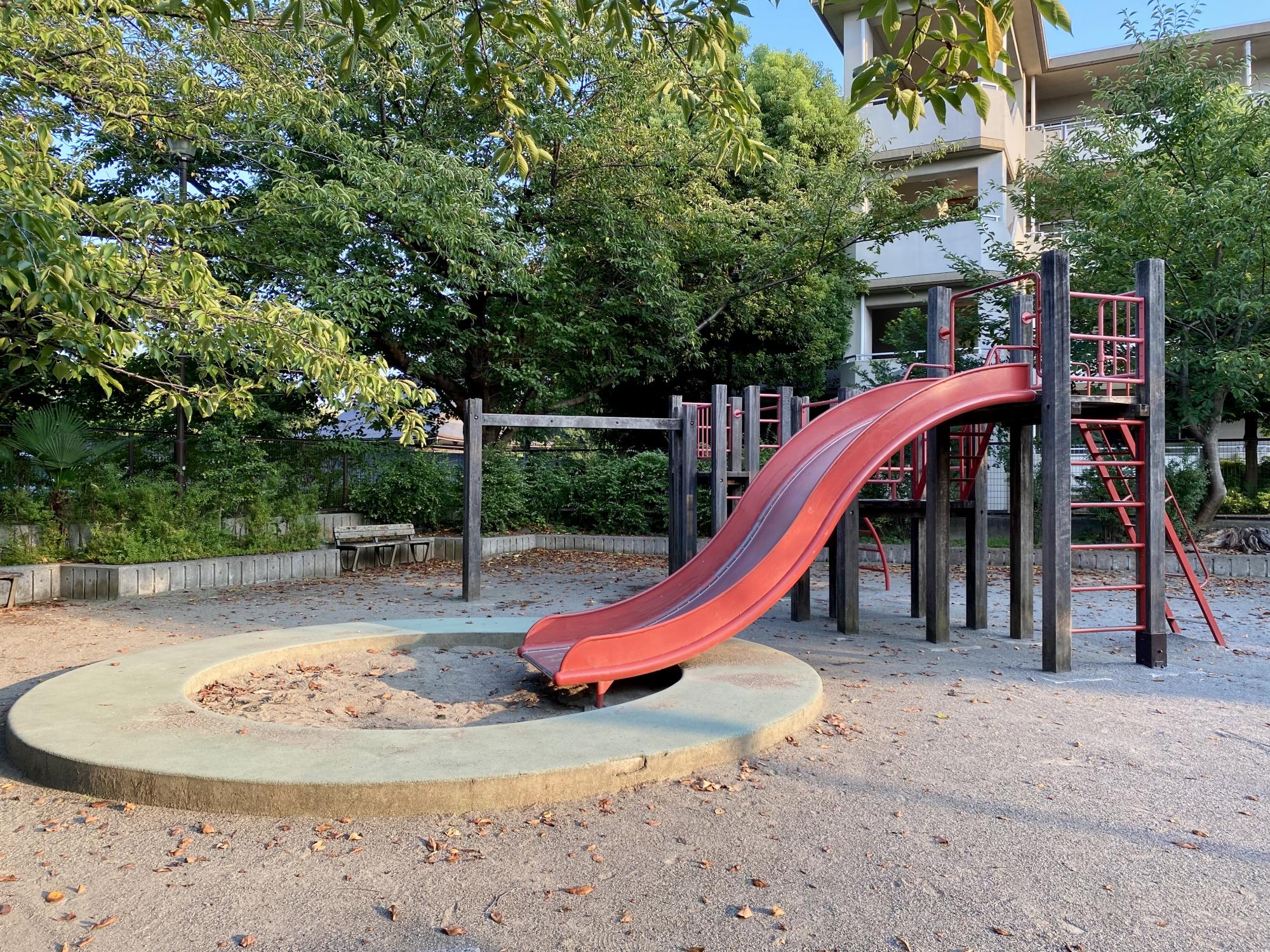 天神さくらそう公園