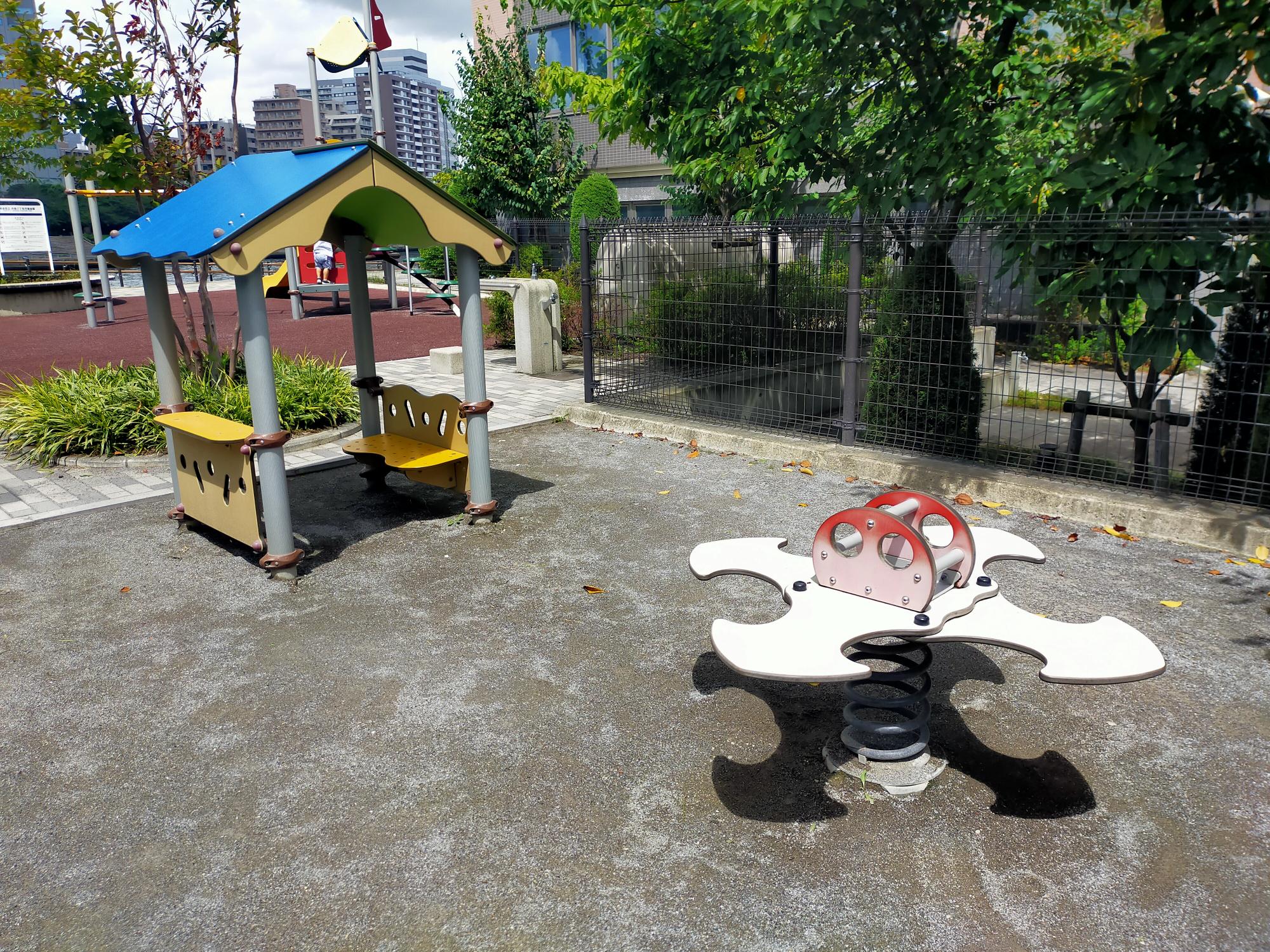 月島三丁目児童遊園