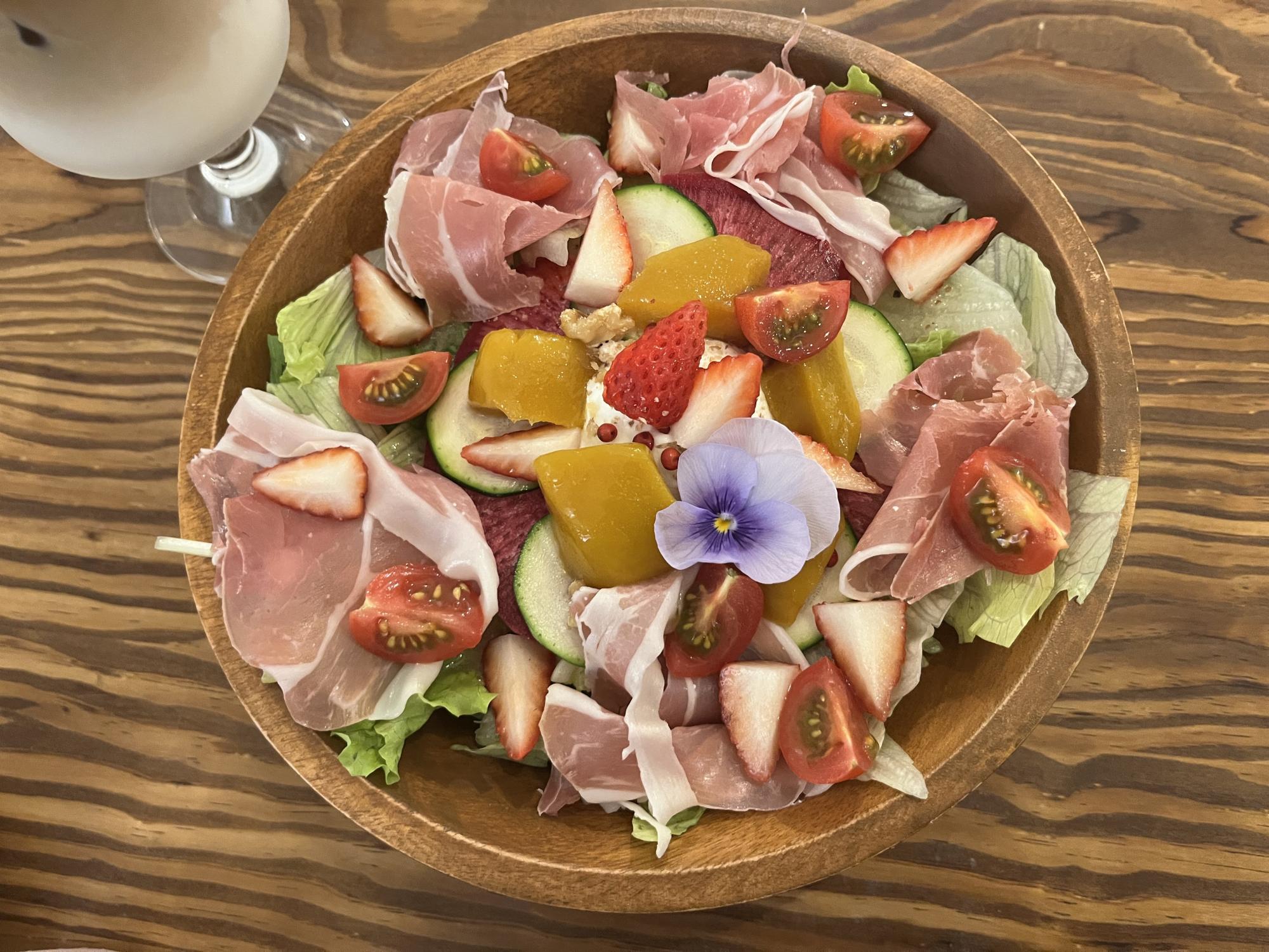 OLIP アサイーボウル＆サラダボウル 赤坂店