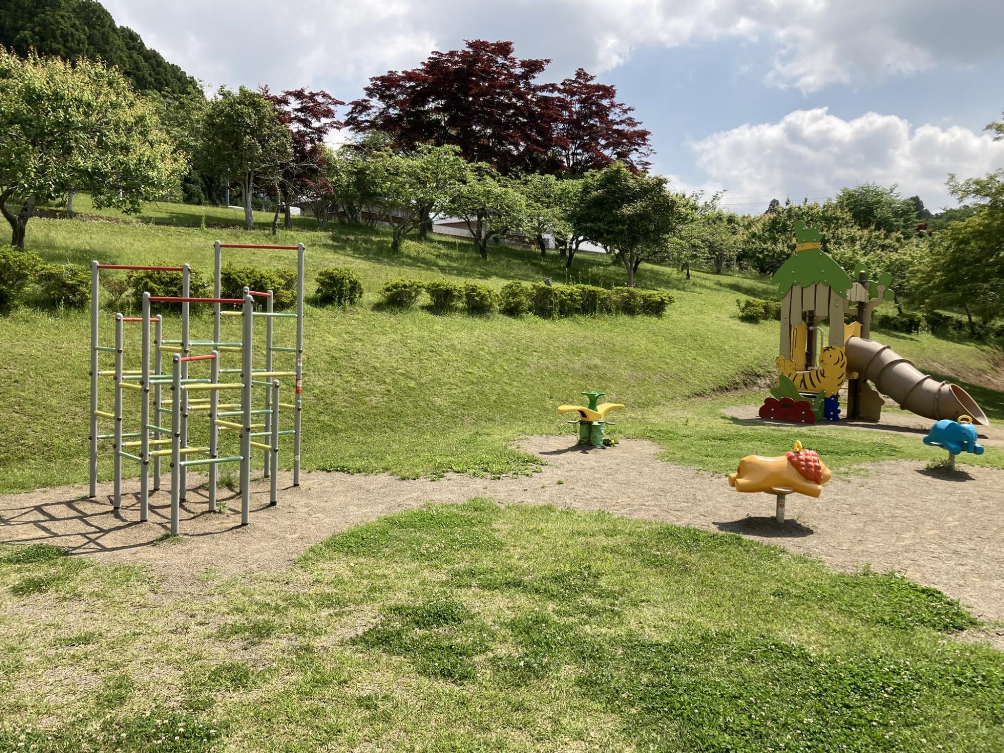 静峰ふるさと公園