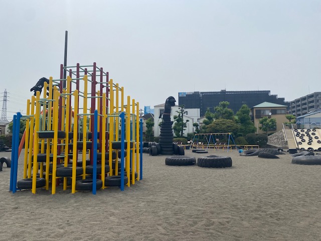 西六郷公園（タイヤ公園）