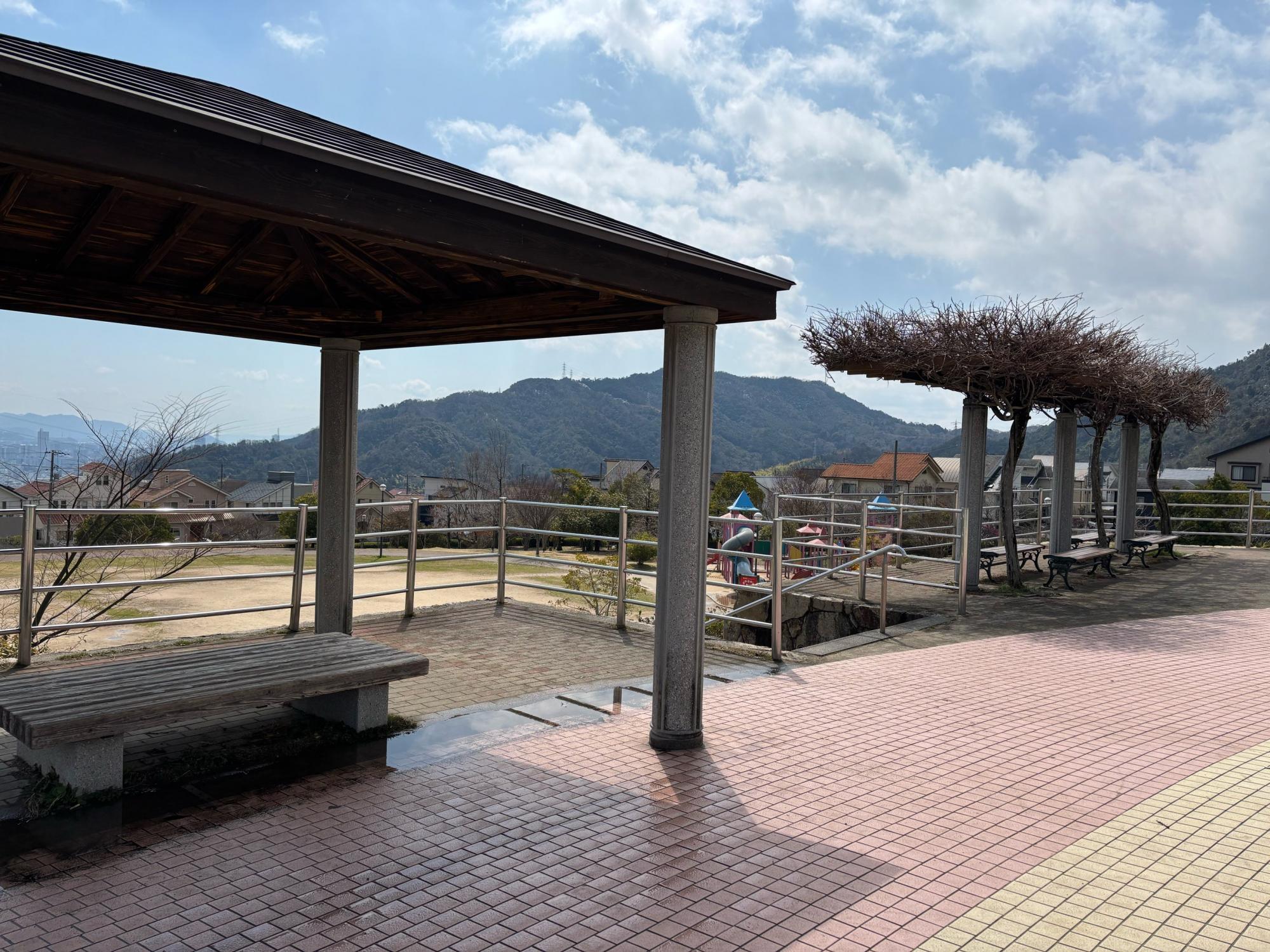 春日野中央公園