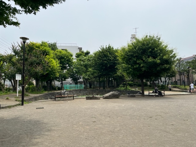 徳持公園