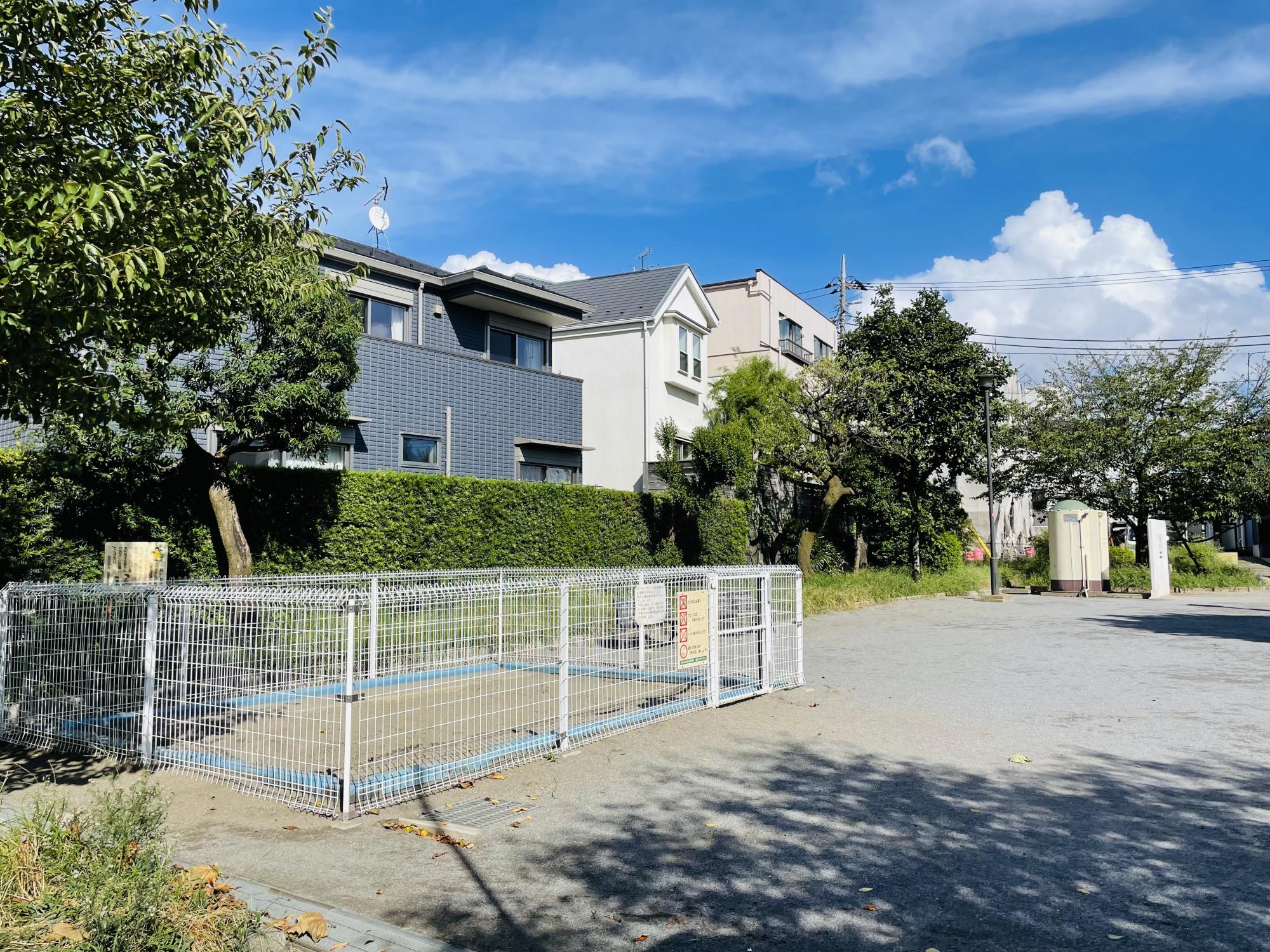 世田谷区立下馬公園