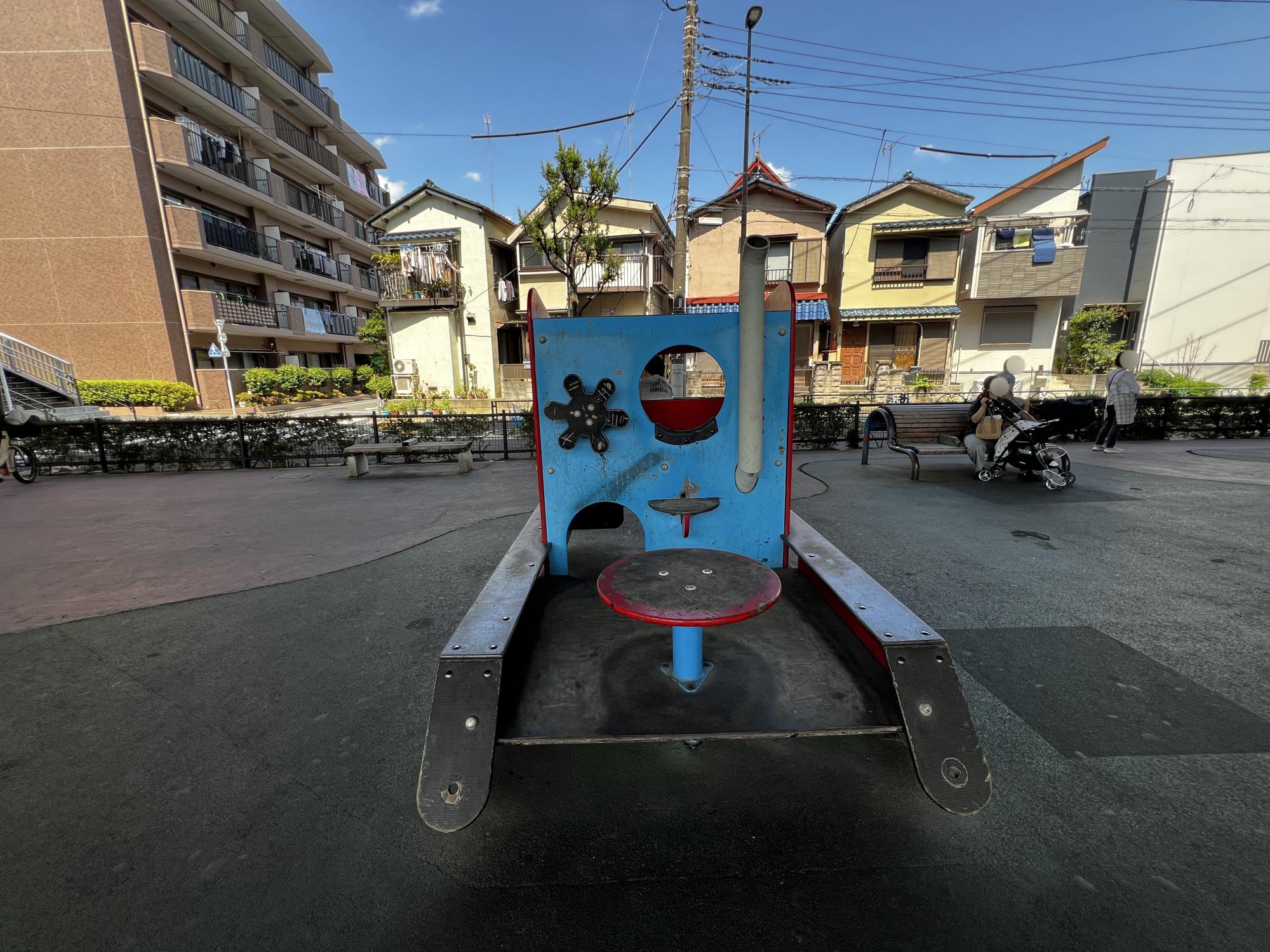 環七高架下南児童遊園