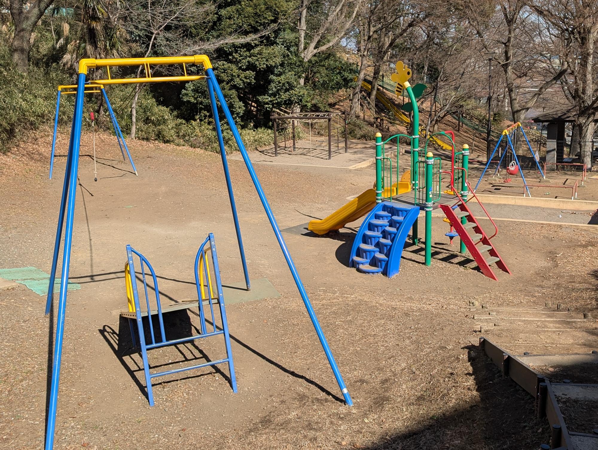 島の上公園　(しまのじょうこうえん)