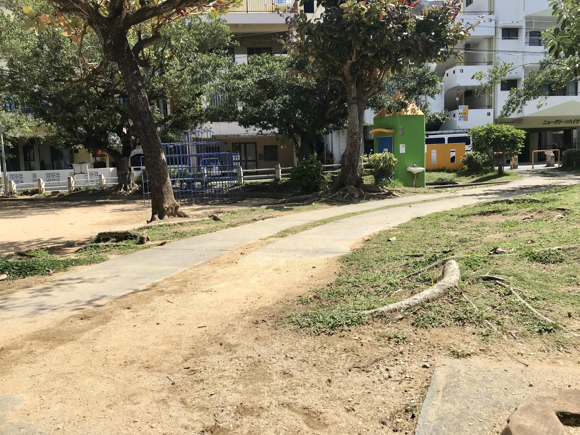 小禄ひまわり公園