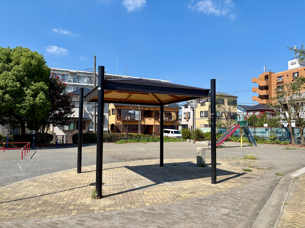 新吉田さんかく公園