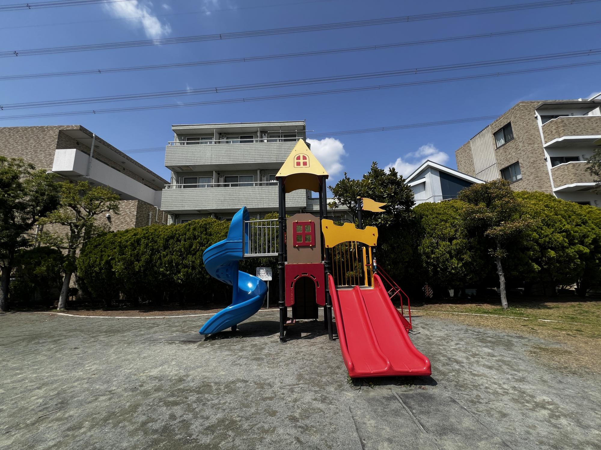 富士見第1街区公園（ローラー公園）