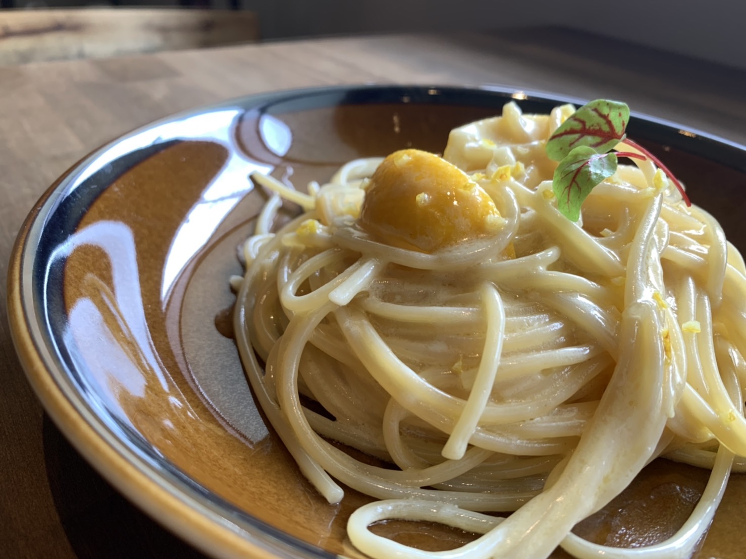 migi to hidari (ミギトヒダリ)