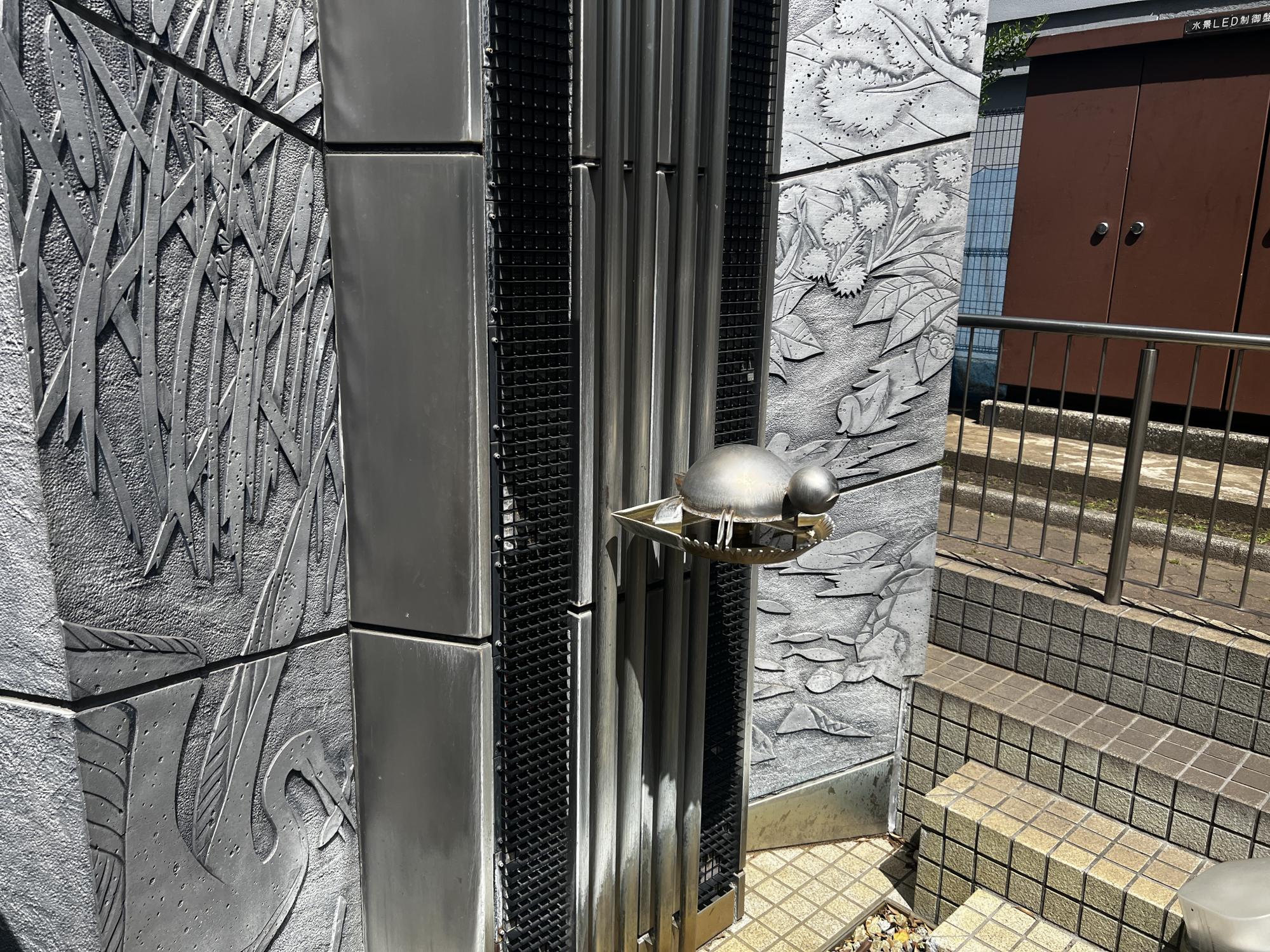 亀戸駅前公園（羽亀公園）＆かめ・うさぎ児童遊園