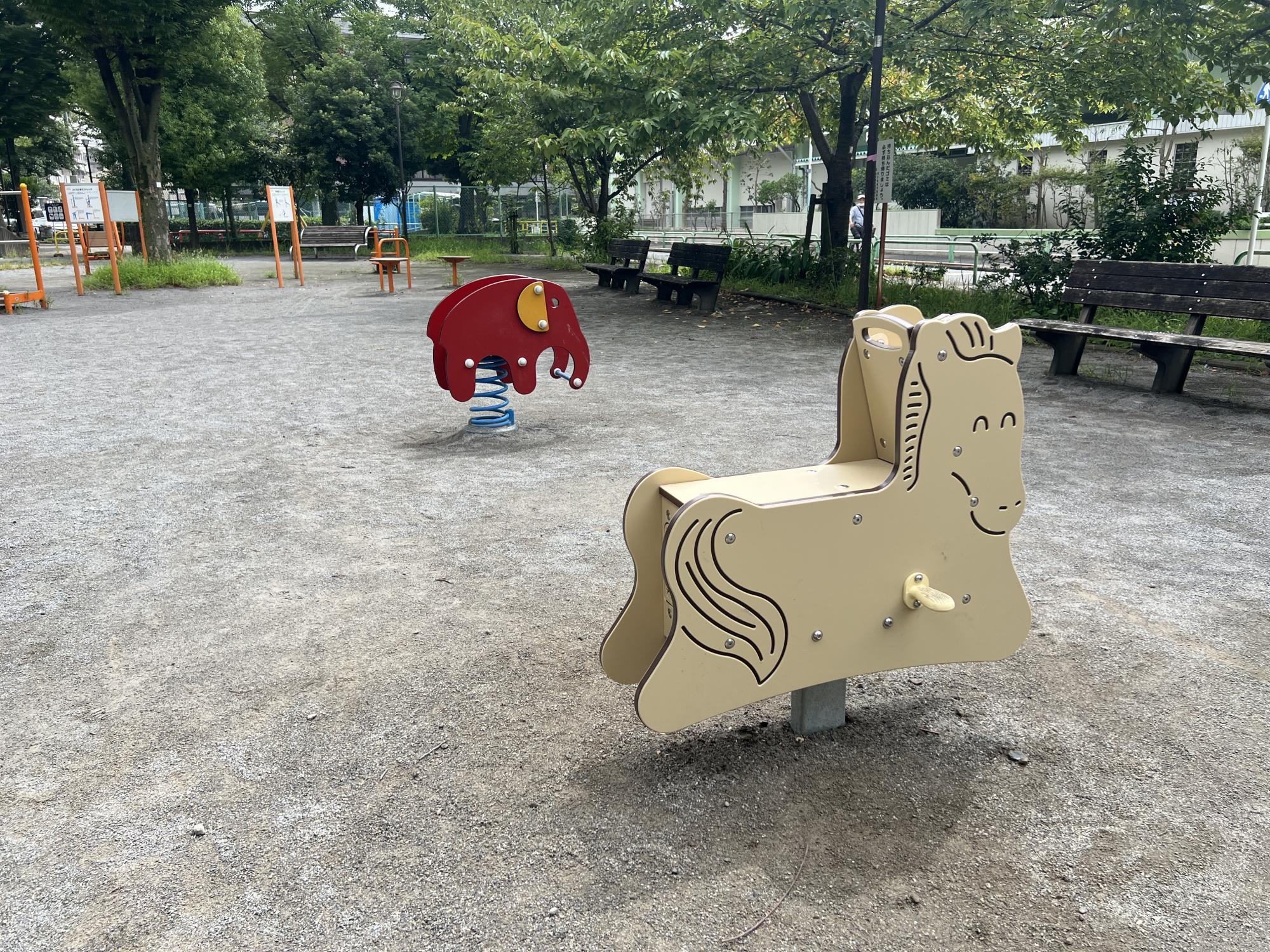 板橋区立蓮根三丁目公園