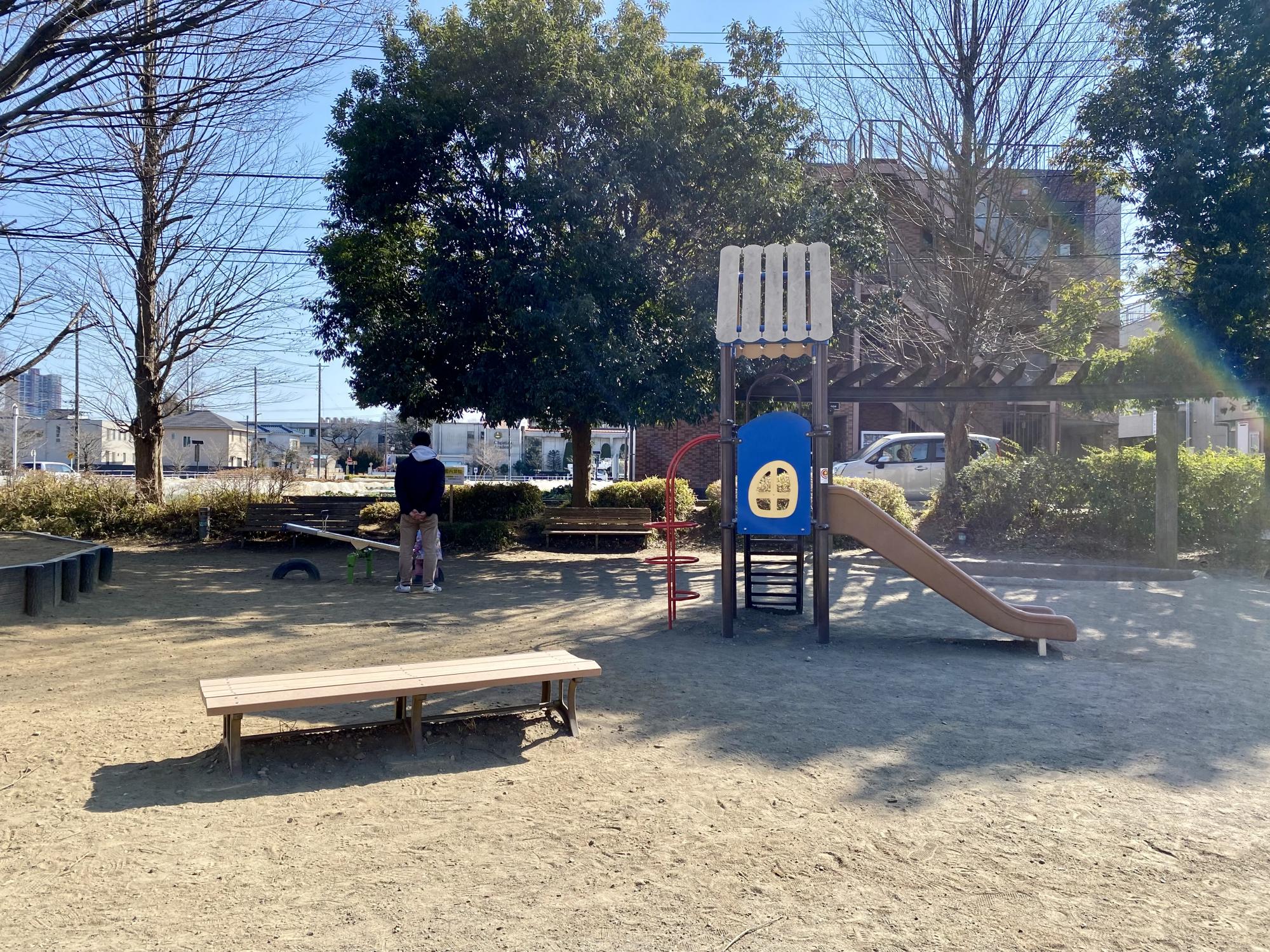 東口中央公園