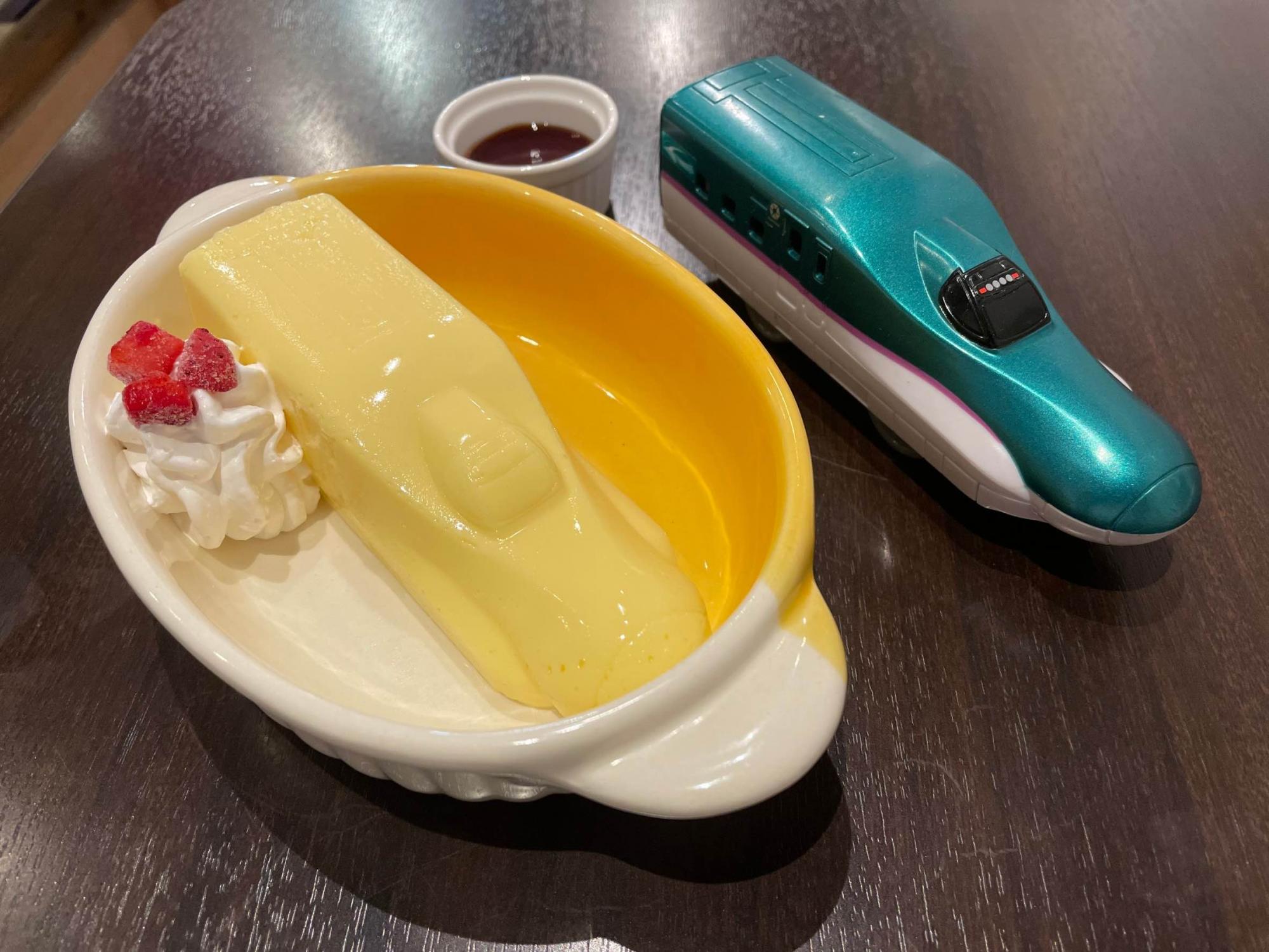 プラレールが走るカフェ子鉄