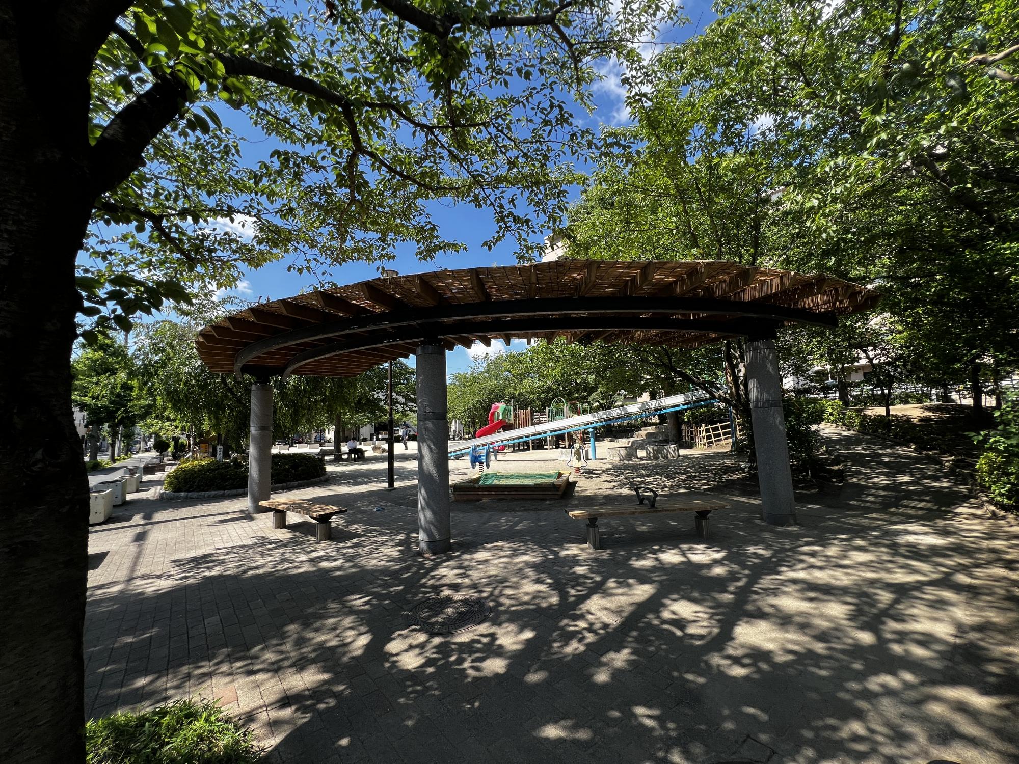 西一之江さくら公園