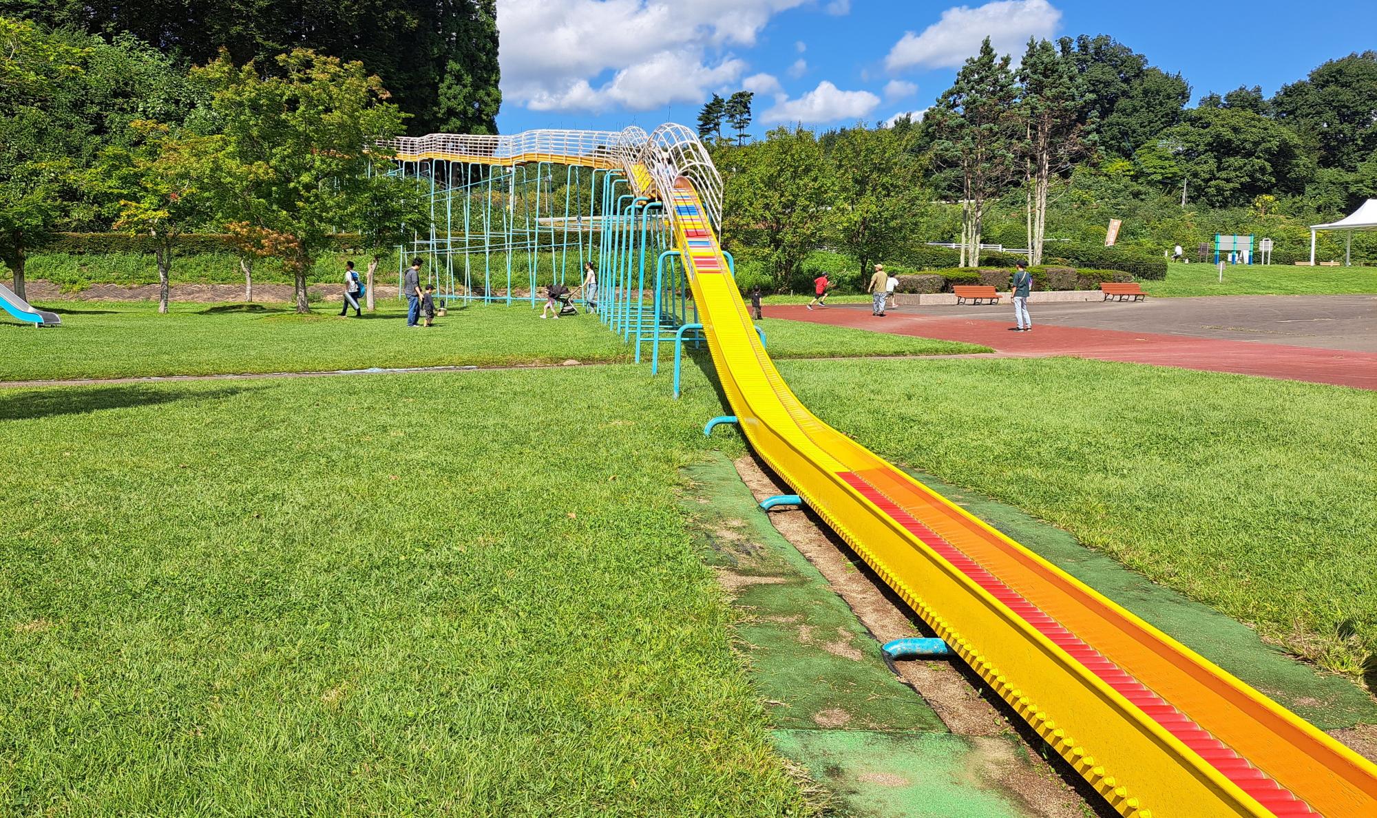 御所湖広域公園 乗り物広場
