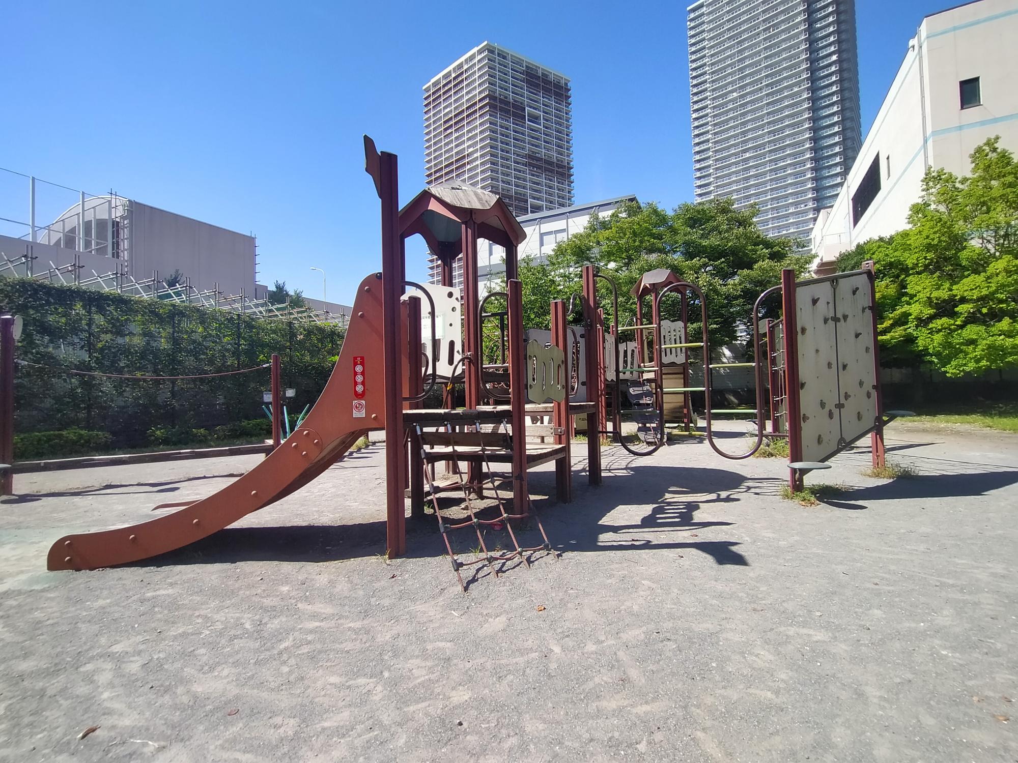 東雲二丁目公園