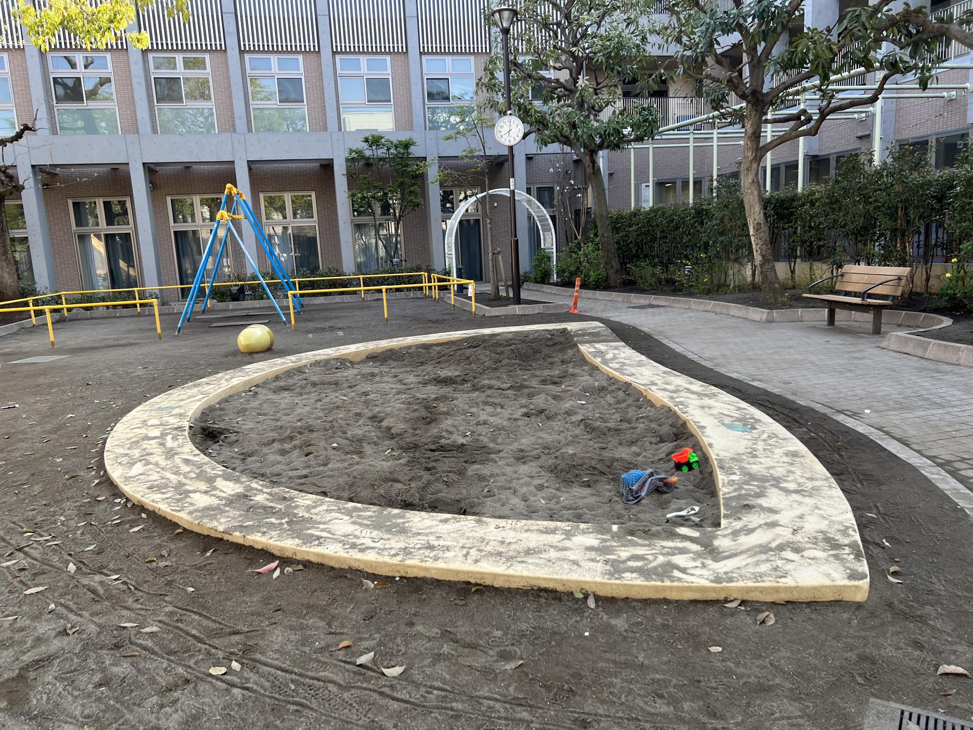 文京区立千石公園