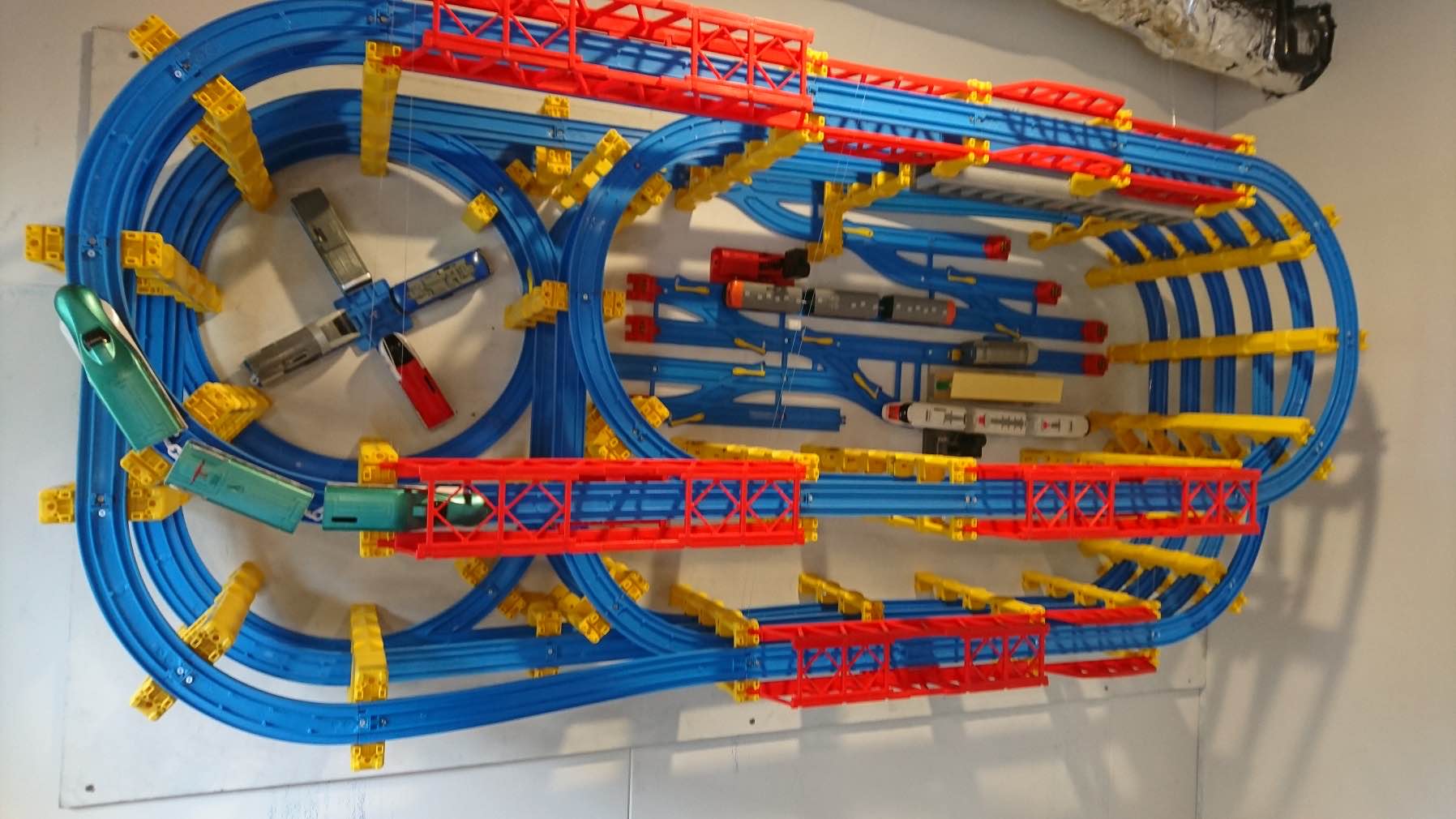 プラレールが走るカフェ子鉄