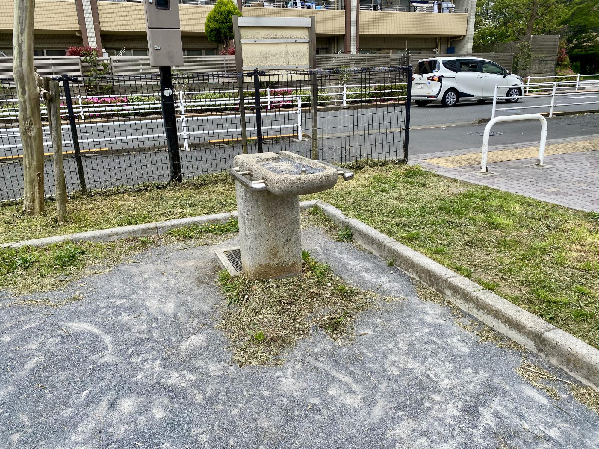 谷戸二丁目第2公園