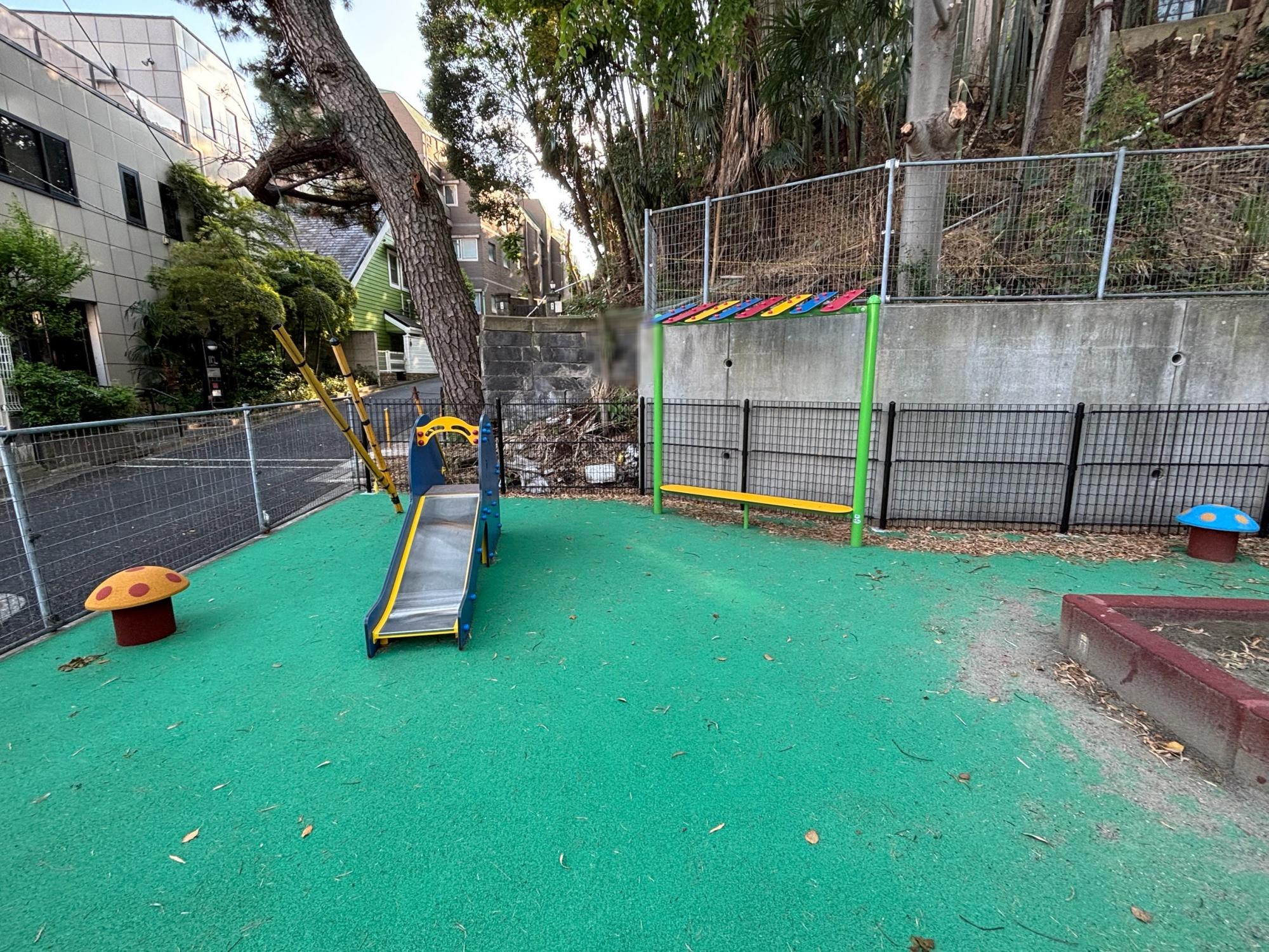 サンサン児童公園