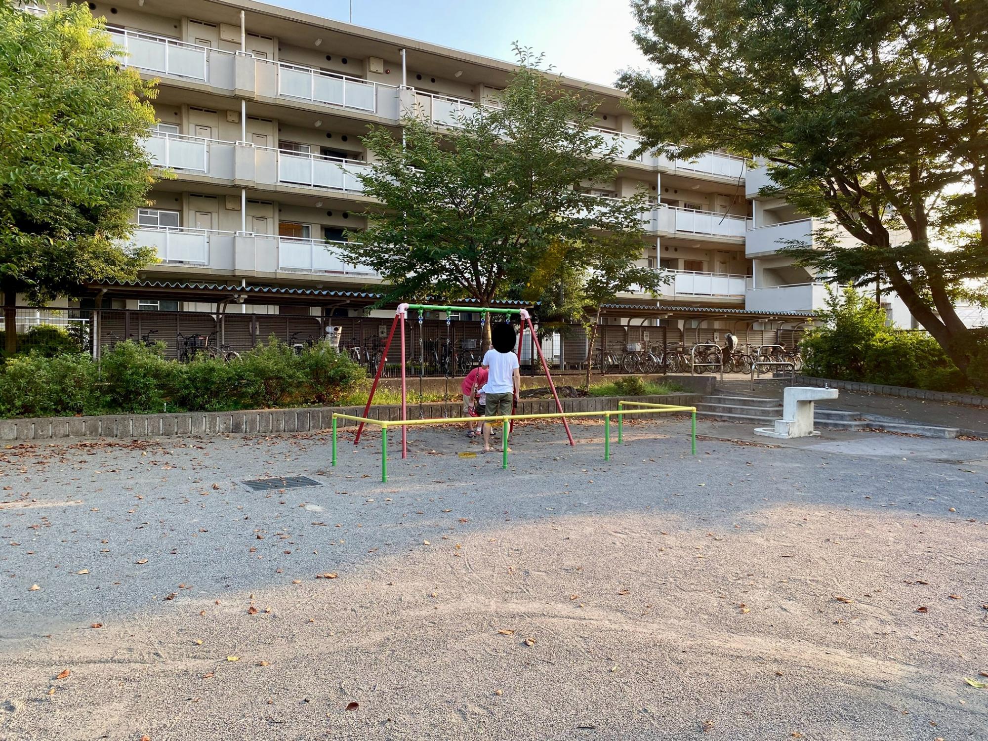 天神さくらそう公園