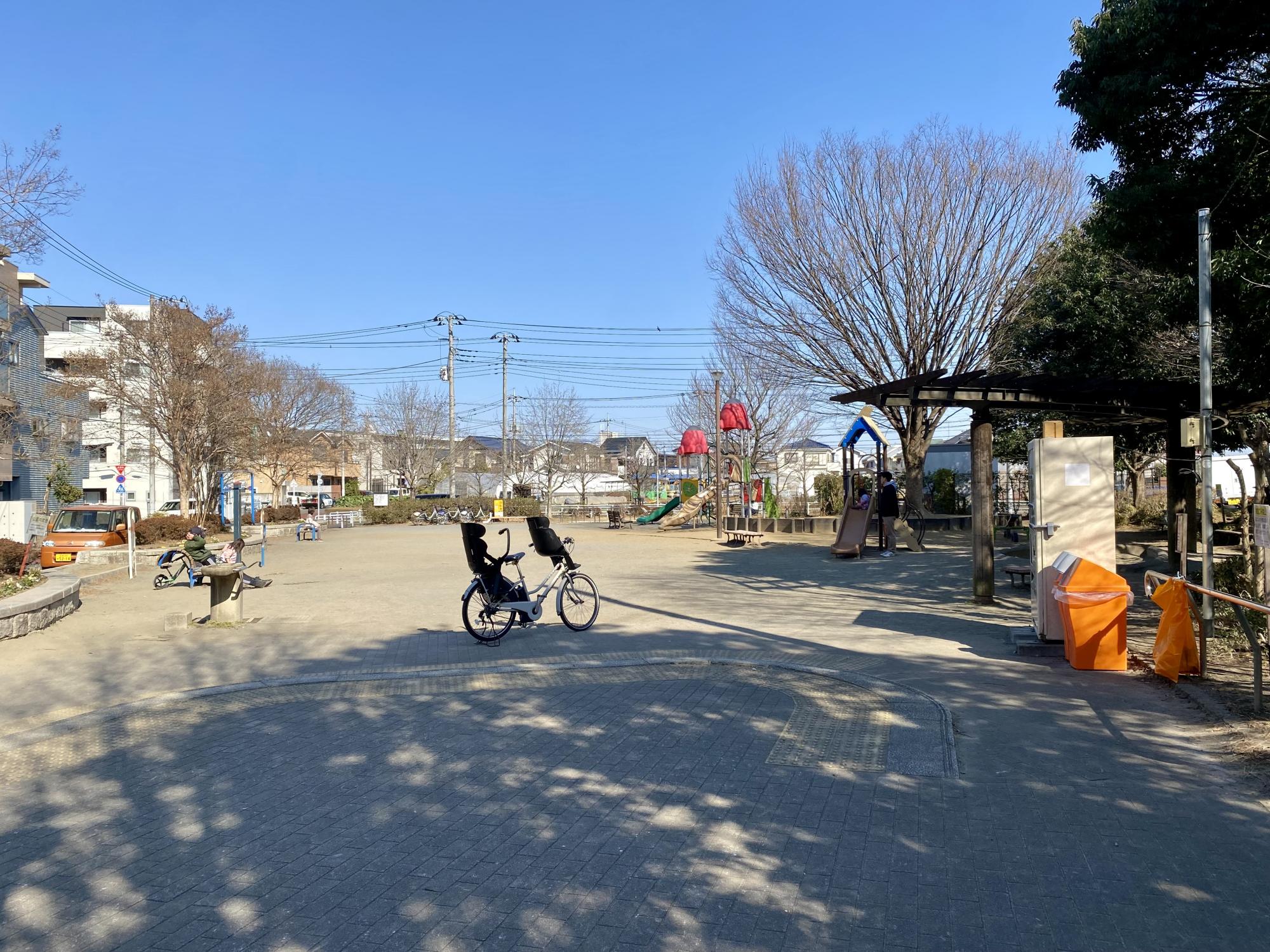 東口中央公園