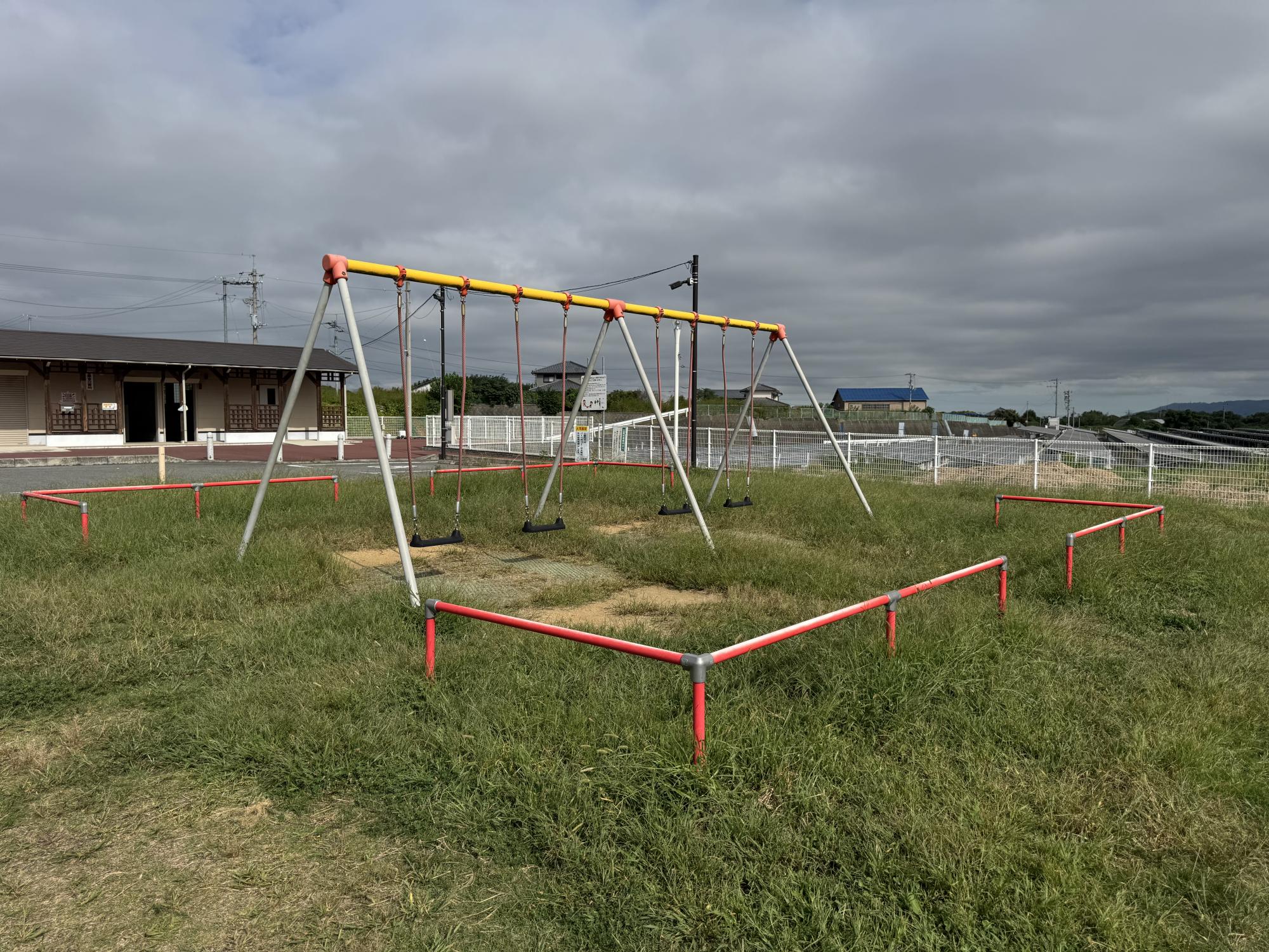 宮川内谷川河川敷公園