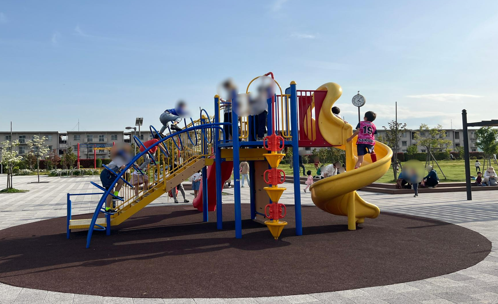 新河岸東（しんがしひがし）公園