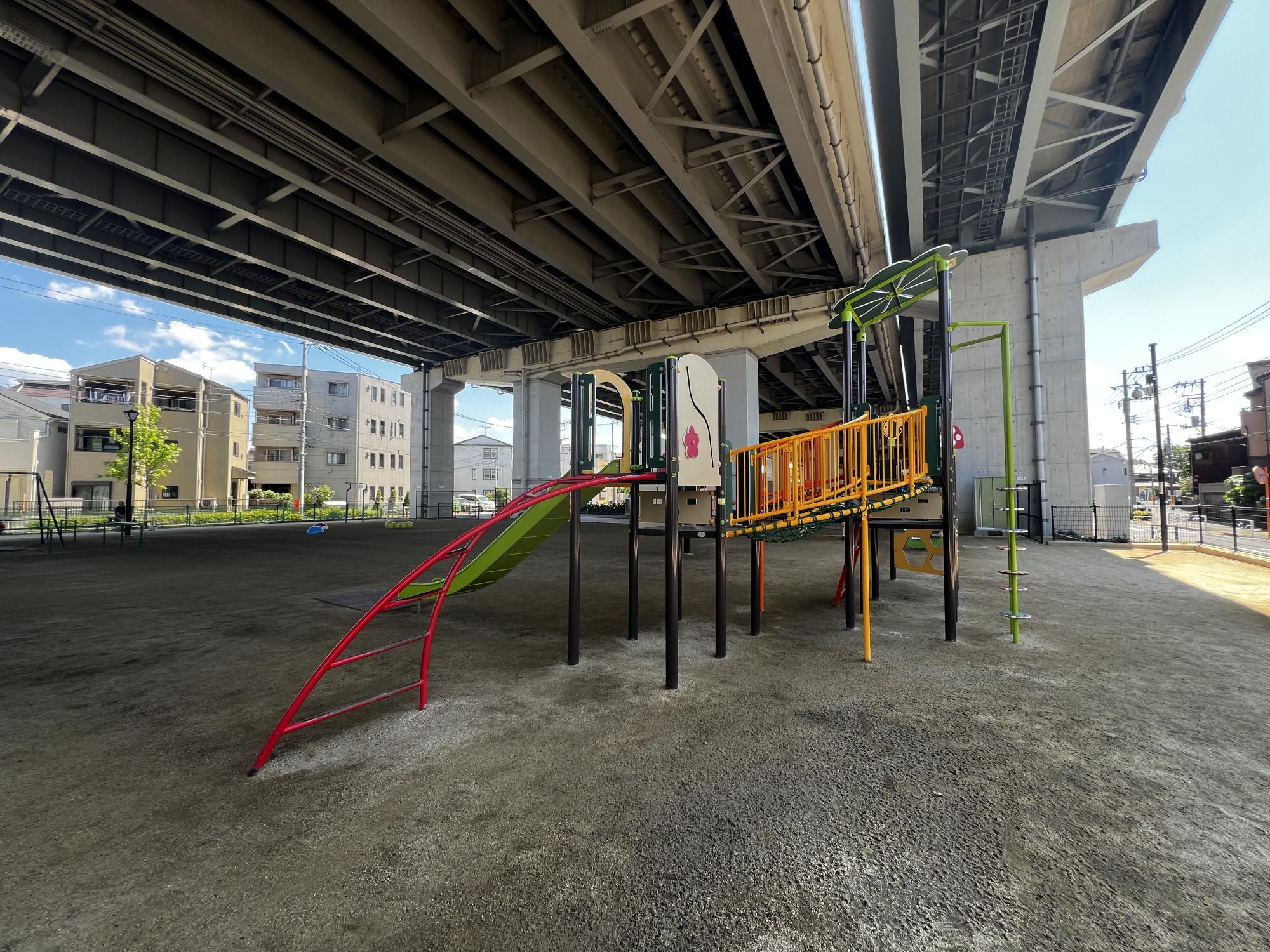 かぶとむし児童遊園