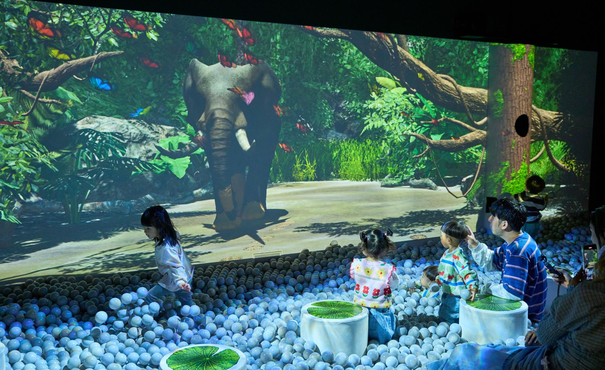 屋内・冒険の島 ドコドコ イオンレイクタウンmori