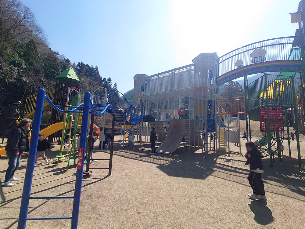 椛川ダム下公園