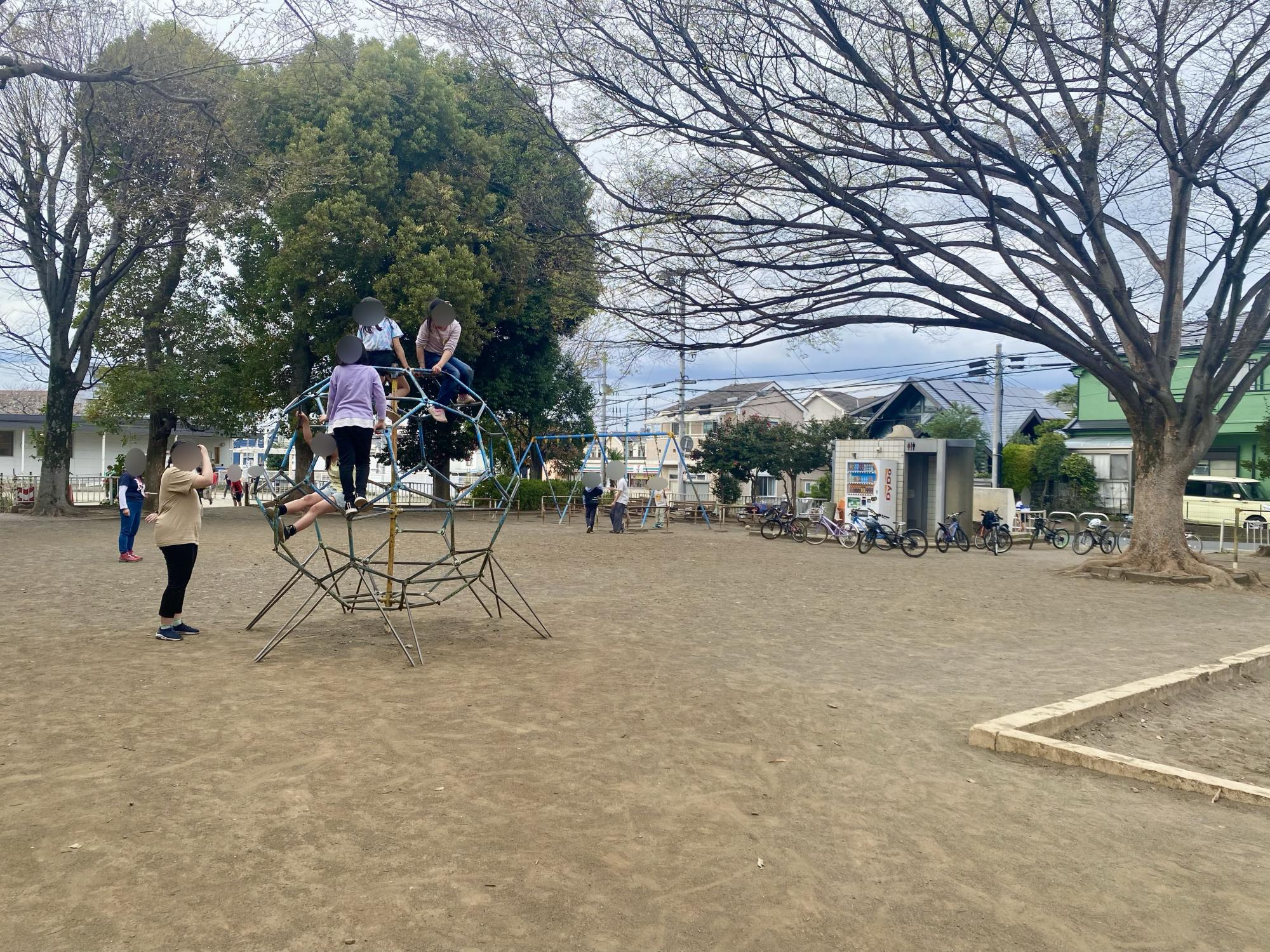 青葉町二丁目第一仲よし広場